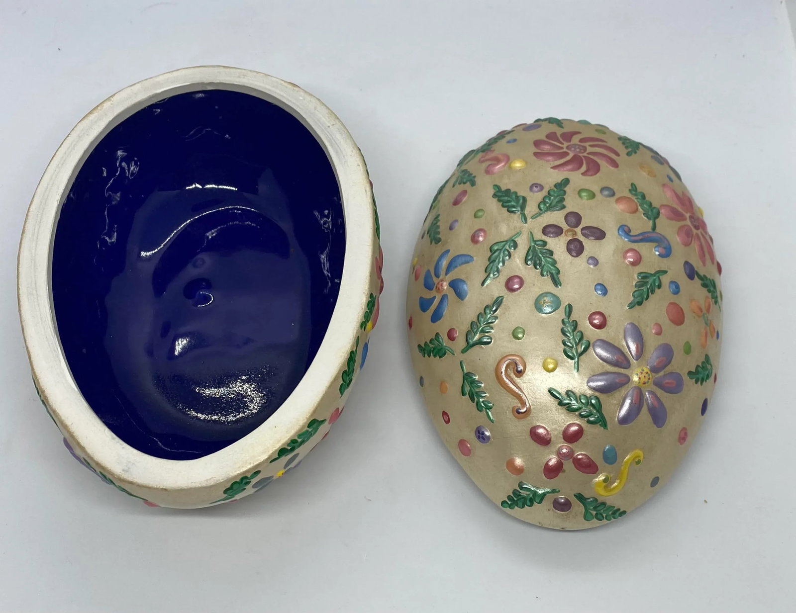 Vintage Black Bird Mold Inc. Hand Painted Multicolored Ceramic Egg Shaped Lidded Box - 6