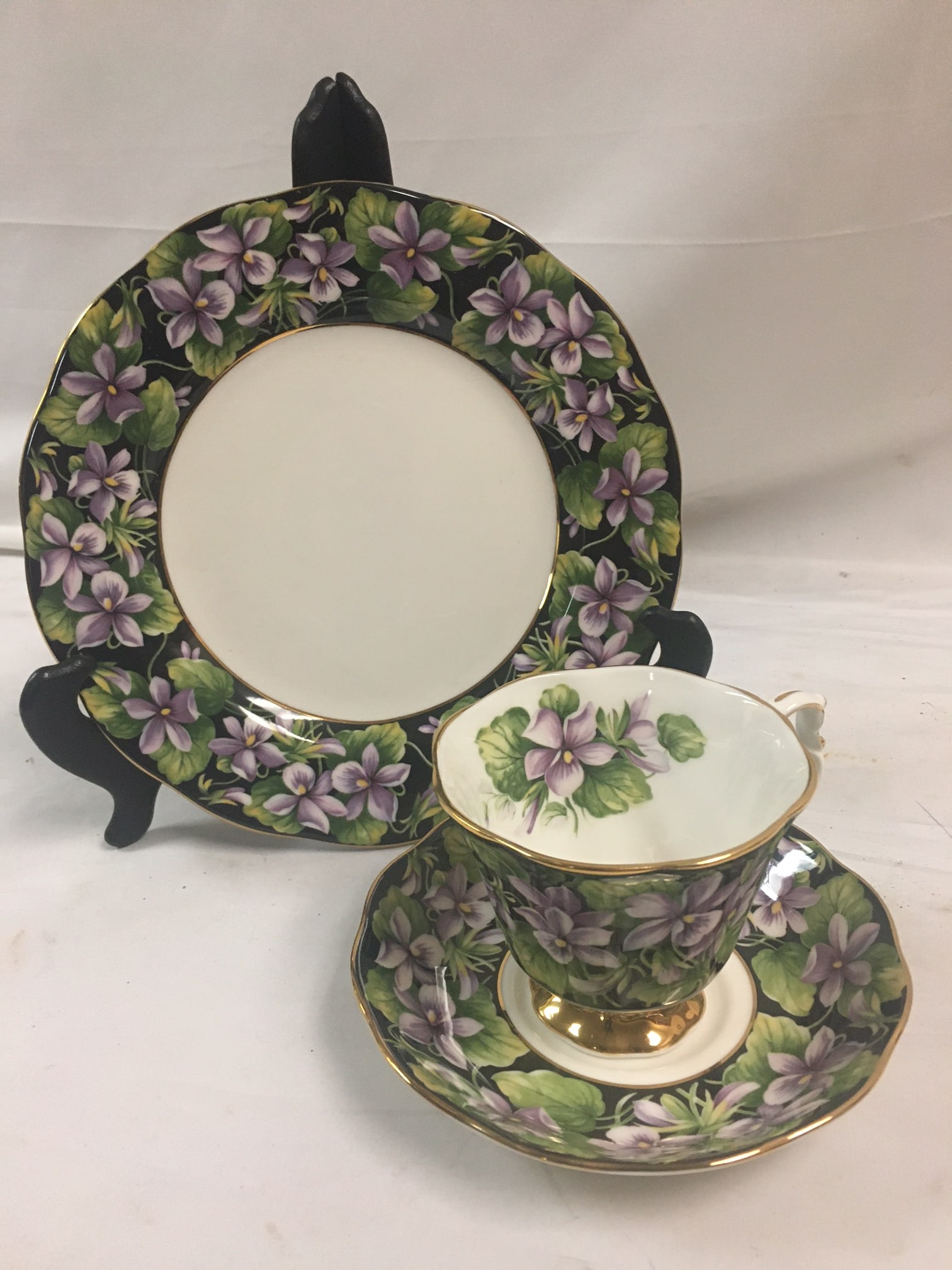 Royal Albert Provincial Flowers Porcelain Violets 18 Piece Dessert Set - 3