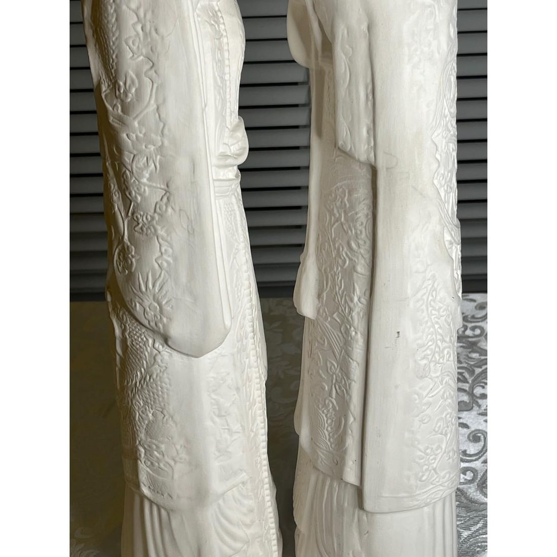 Vintage 22" Chinese Emperor & Empress Chalkware Statues - White Mid Century, A Pair - 4