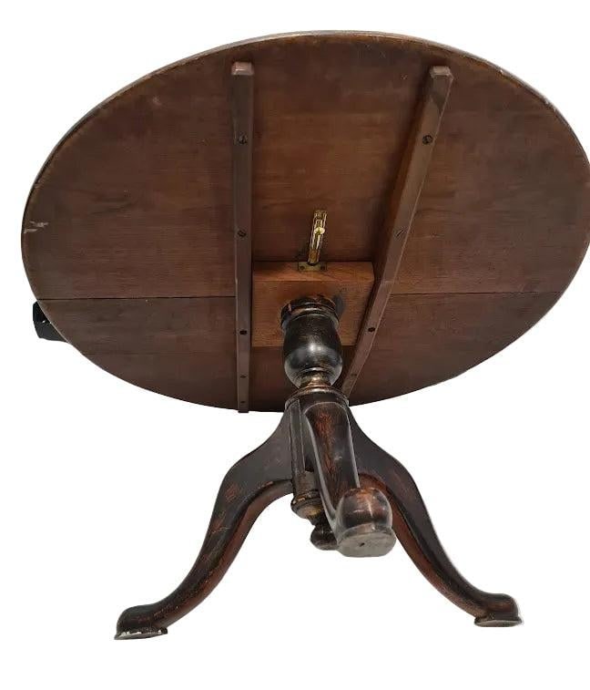 Antique Queen Anne Tilt Top Table, 19th Century - 5
