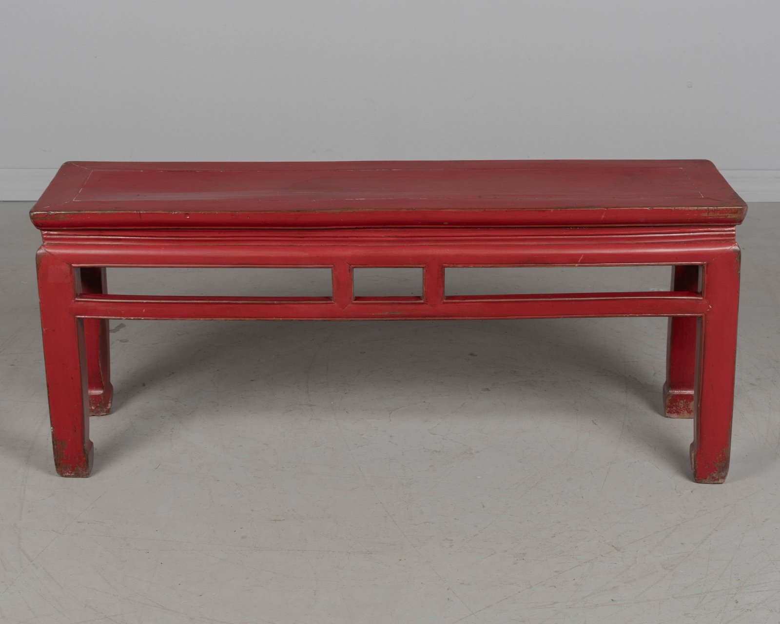 19th Century Chinese Qing Dynasty Red Lacquered Bench - 5