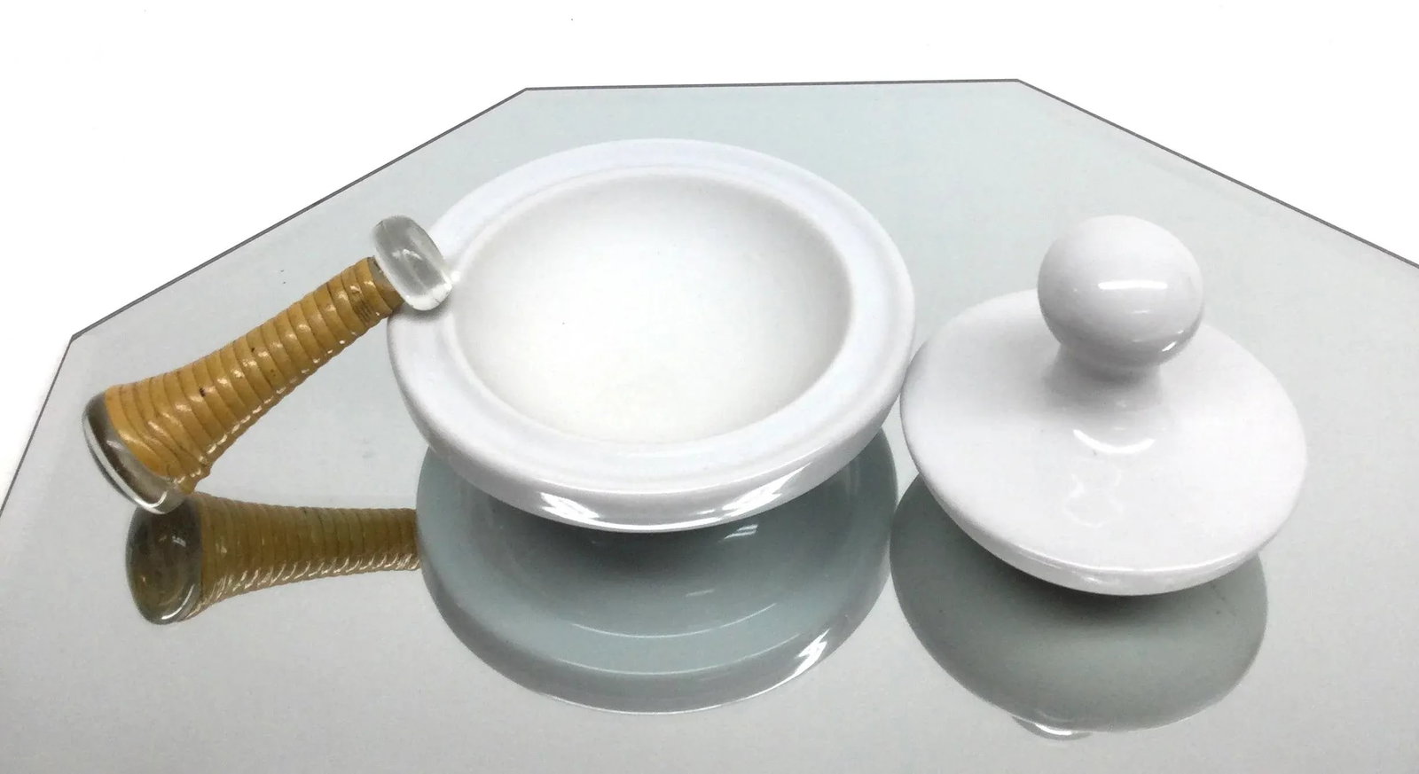 Antique White Ceramic Mortar & Pestle Set With Lid - 10