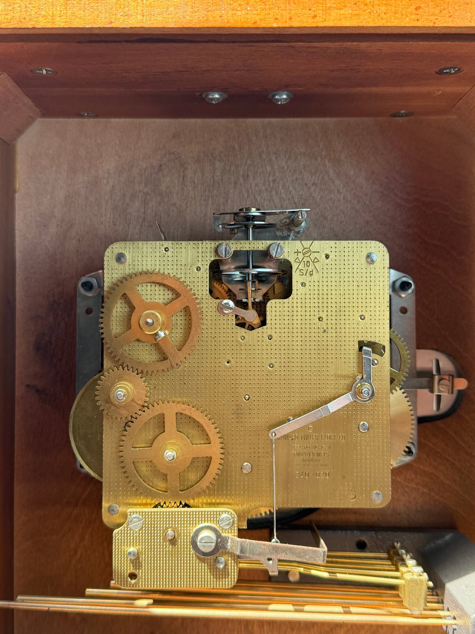 1970s Howard Miller Model 612-437 Westminster Chime Bracket Clock | German Mechanical Movement - 7