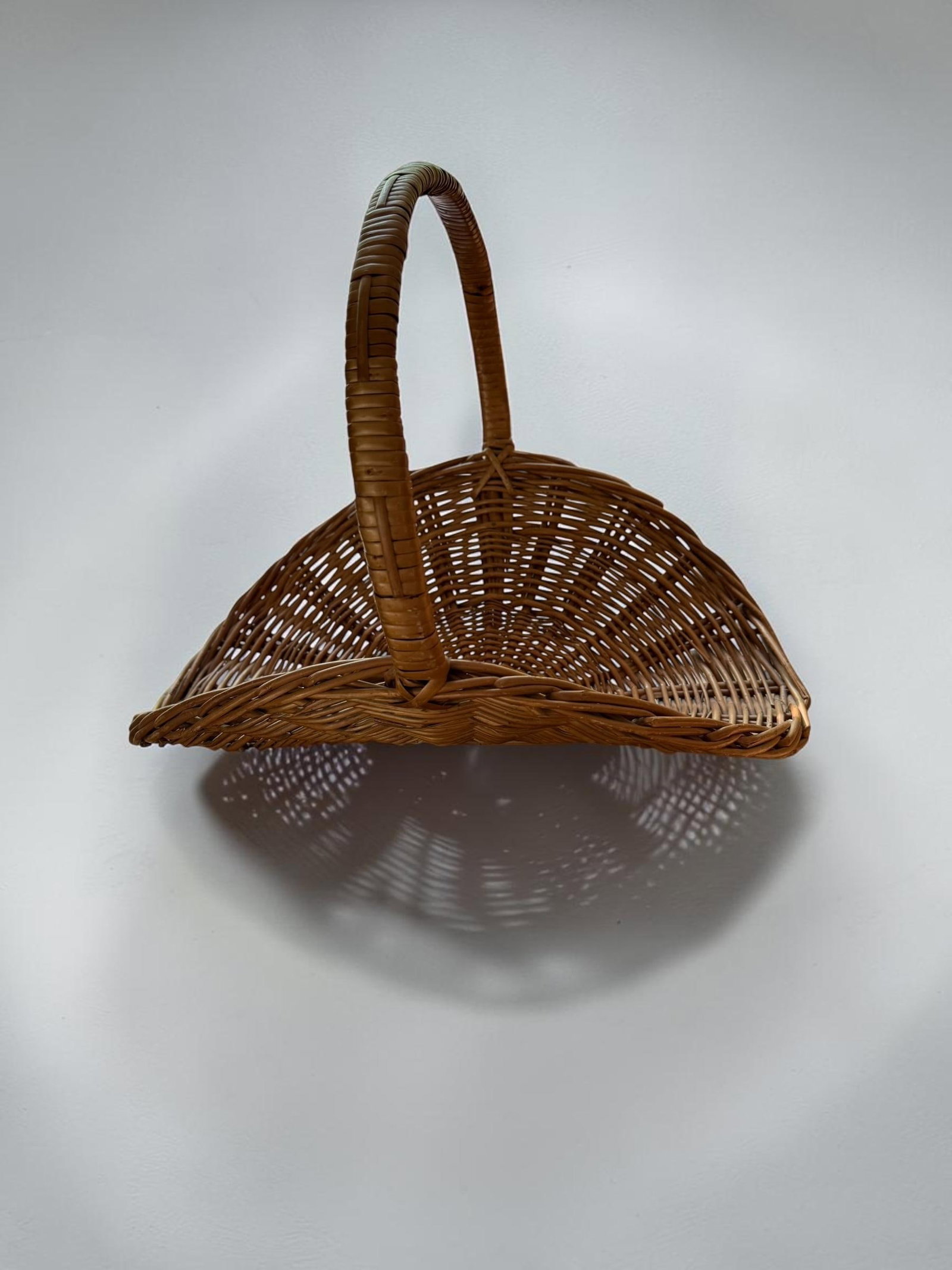 1970s Vintage Wicker Flower Gathering Basket - 5