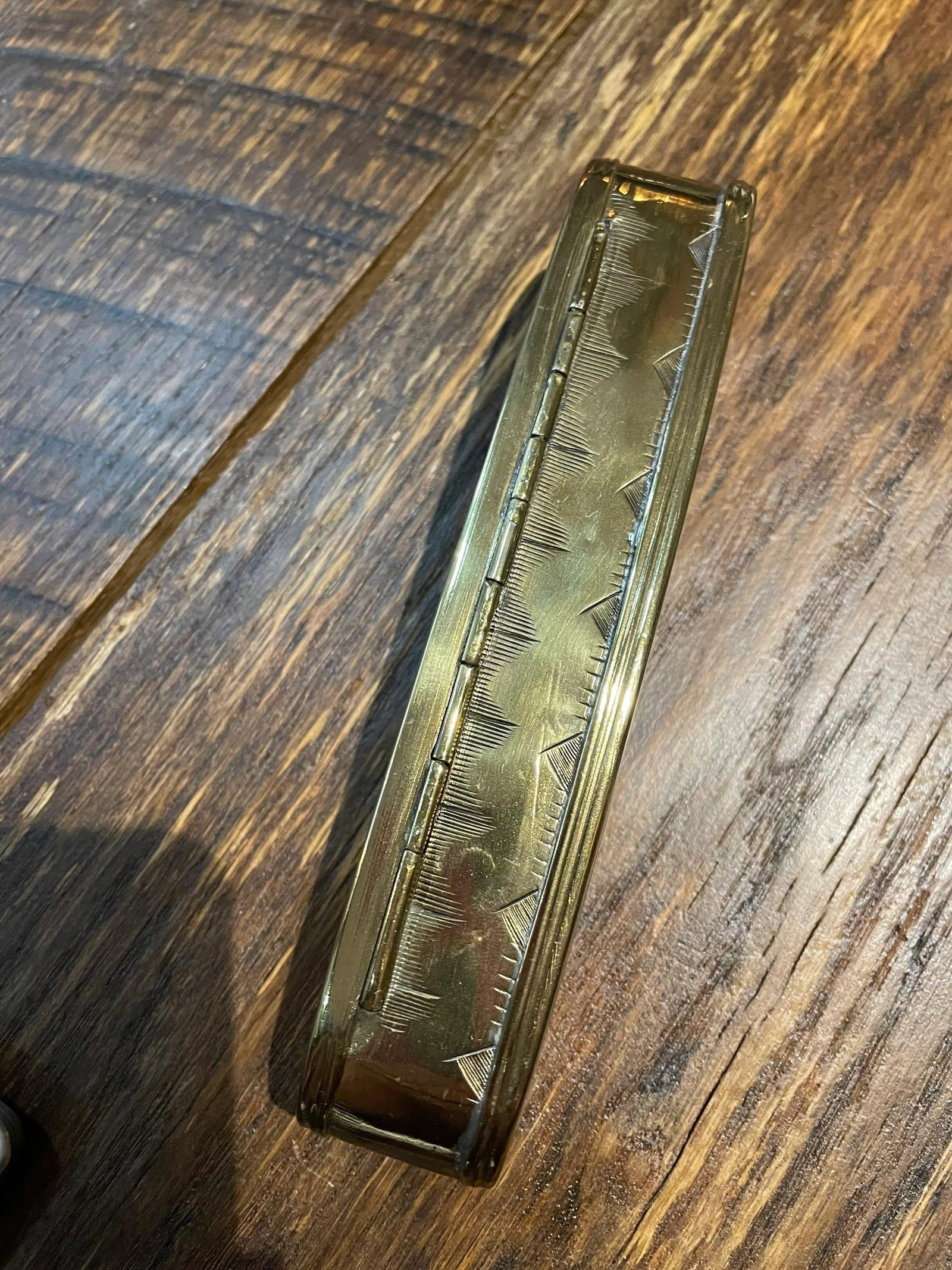 18th Century Dutch Brass Tobacco Box: Scandalous Lovers Scene - 10
