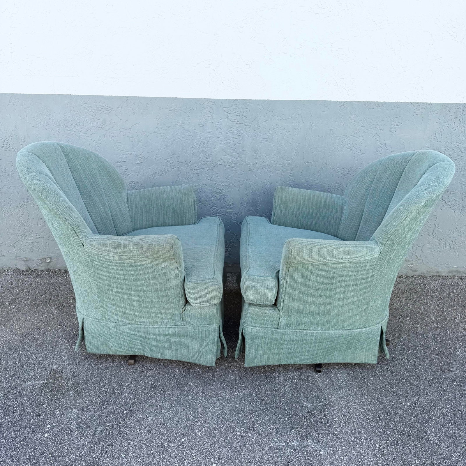 Postmodern Turquoise Fabric Clam Shell Scalloped Swivel Lounge Chairs by Stanley - A Pair - 5