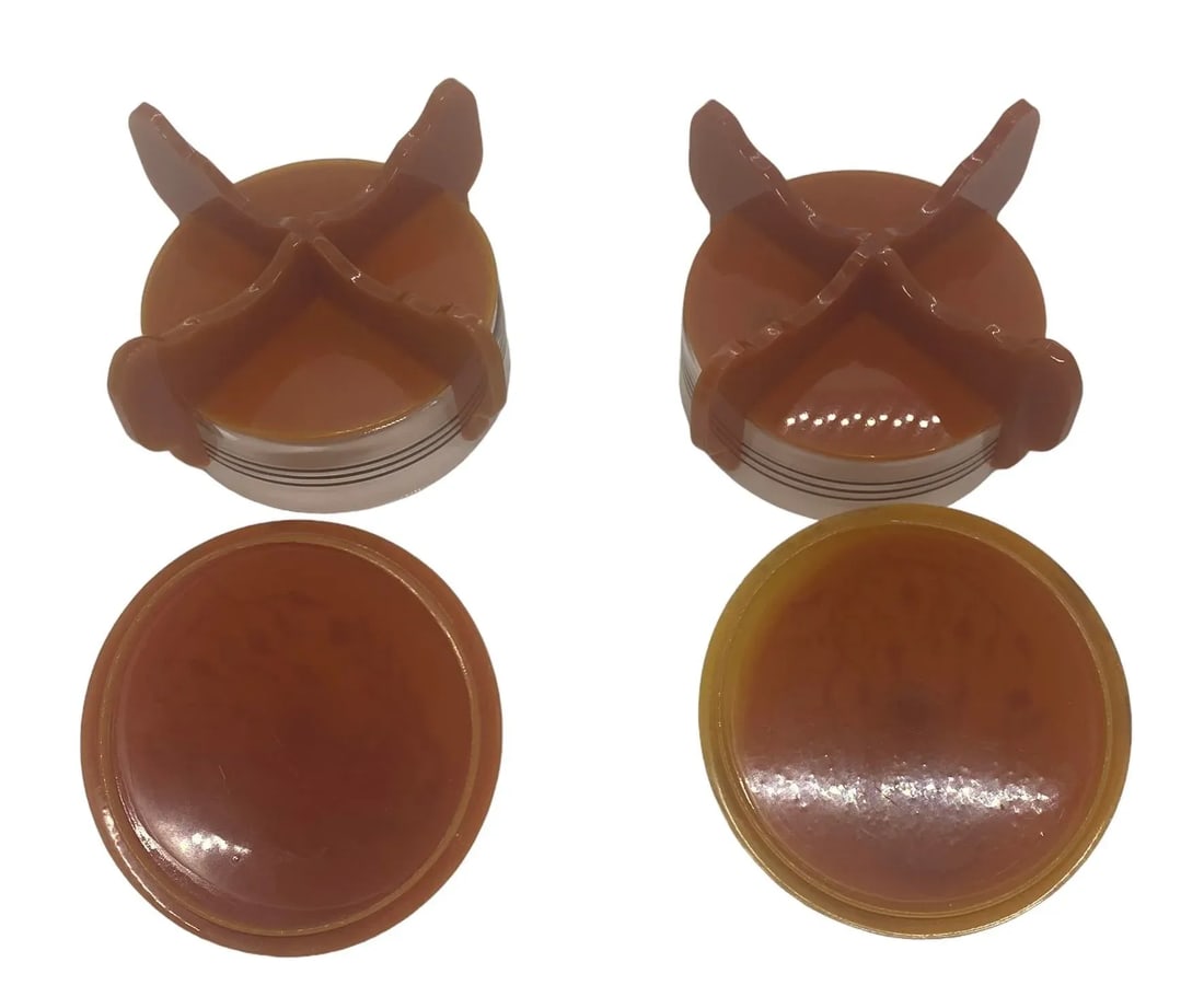 Early 20th Century Art Deco Cinnamon Brown Bakelite Round Footed Boudoir Lidded Powder Jars With Asi - 8