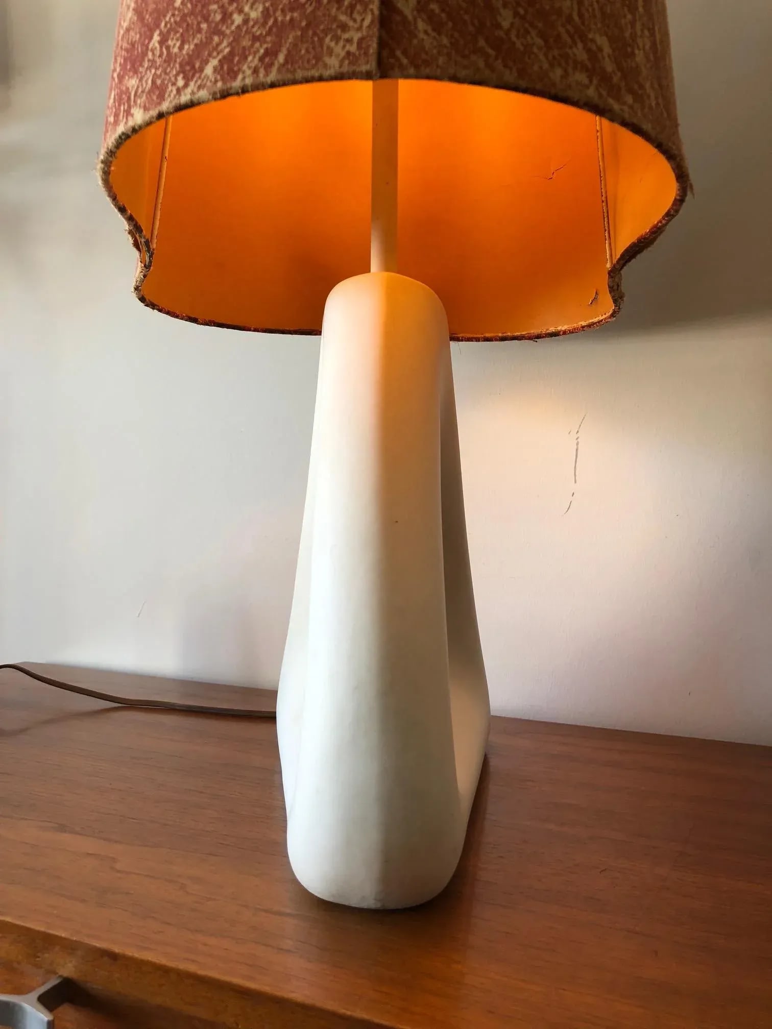 Biomorphic Table Lamp With Original Shade - 2