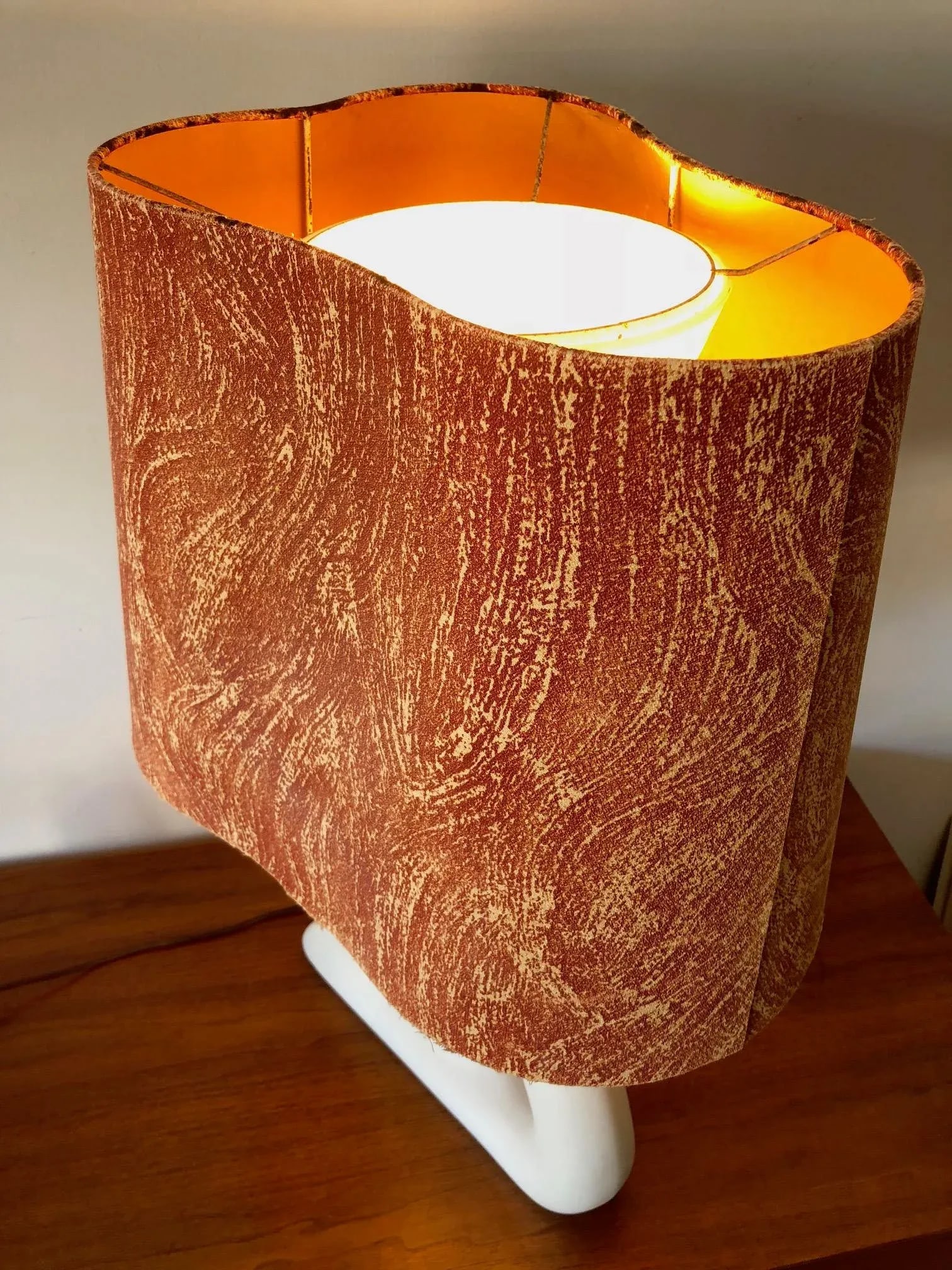 Biomorphic Table Lamp With Original Shade - 3
