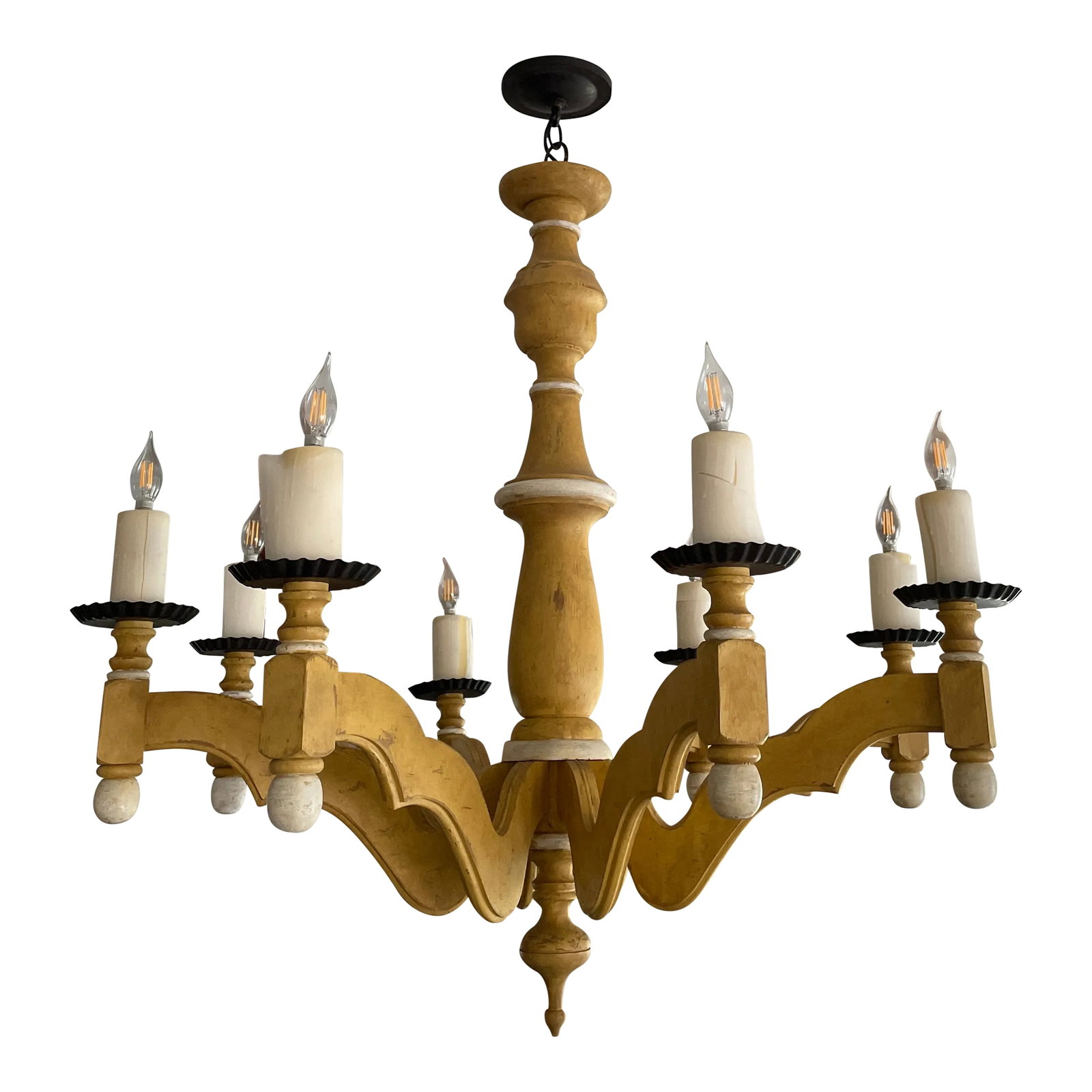2000s Paul Ferrante Santa Barbara Chandelier, 8 Candelabra: Santa Barbara Chandelier by Paul Ferrante. Beautifully hand-painted to give a rustic patina and aged appearance. Gorgeous mustard yellow with hint of brown and accented in white. Finely scalloped