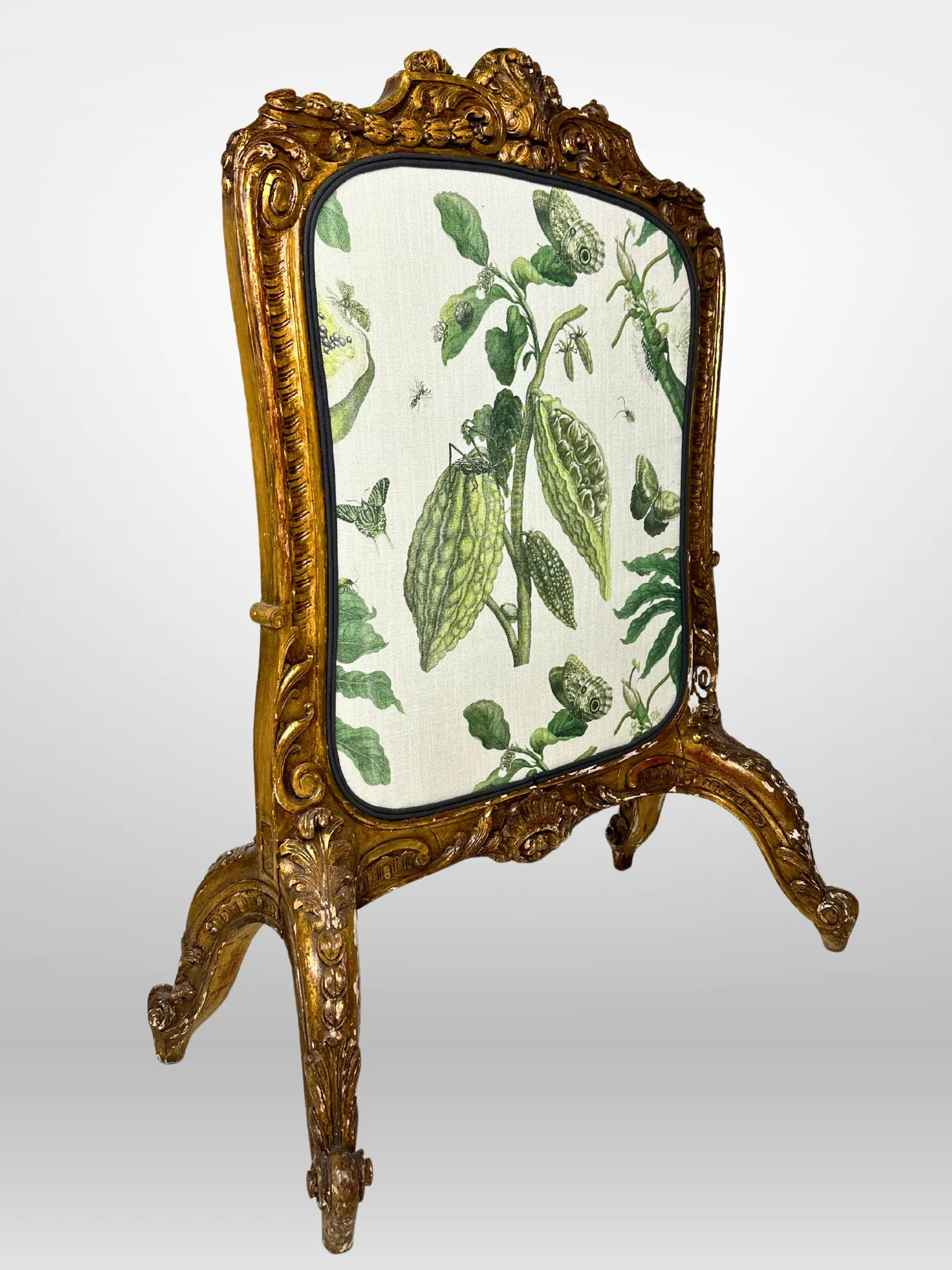 Antique French 19th Century Carved Fire Screen Upholstered in Gaston Y Daniela Linen - 2