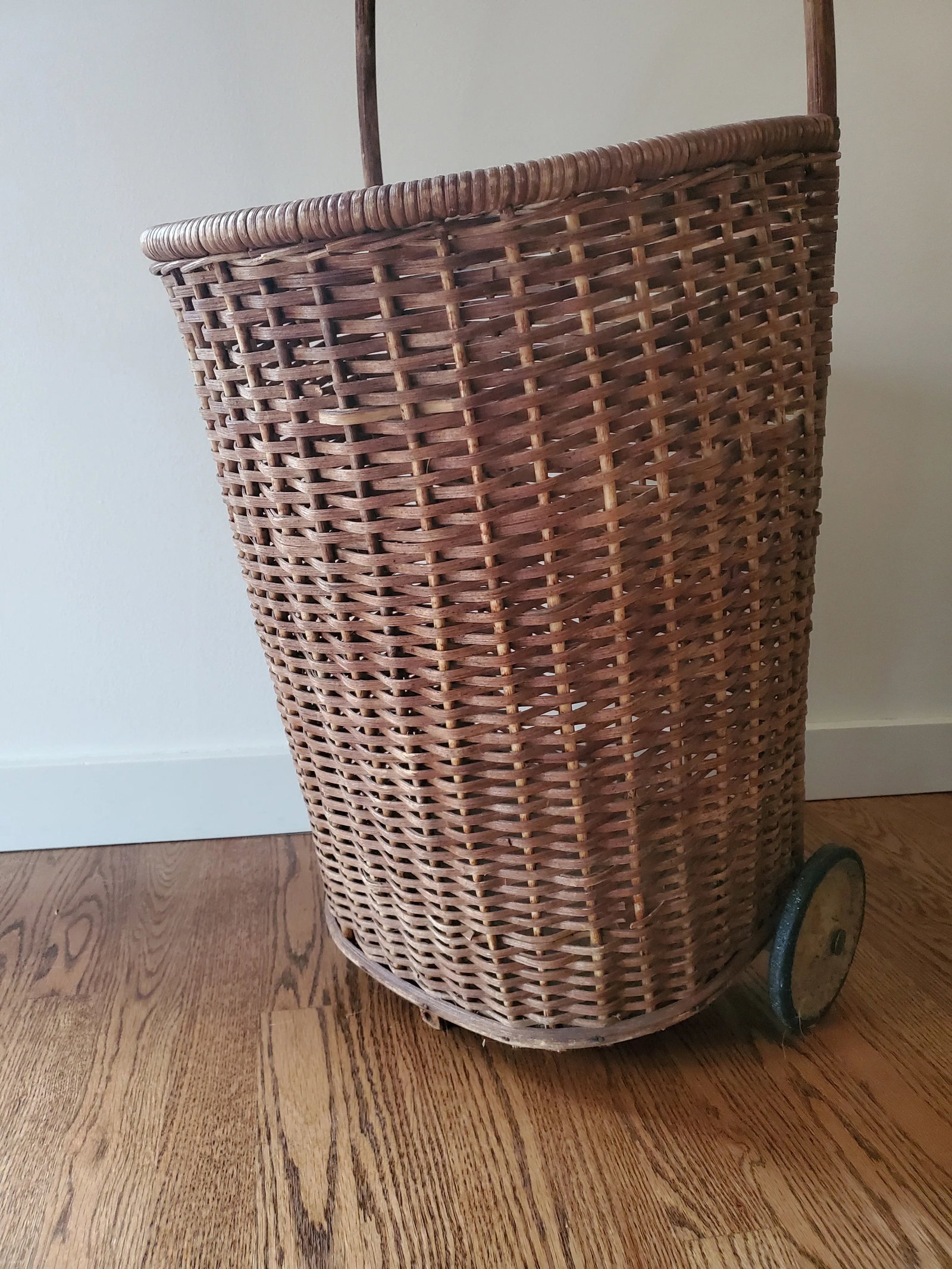 Vintage Rolling Market Basket Cart - 3