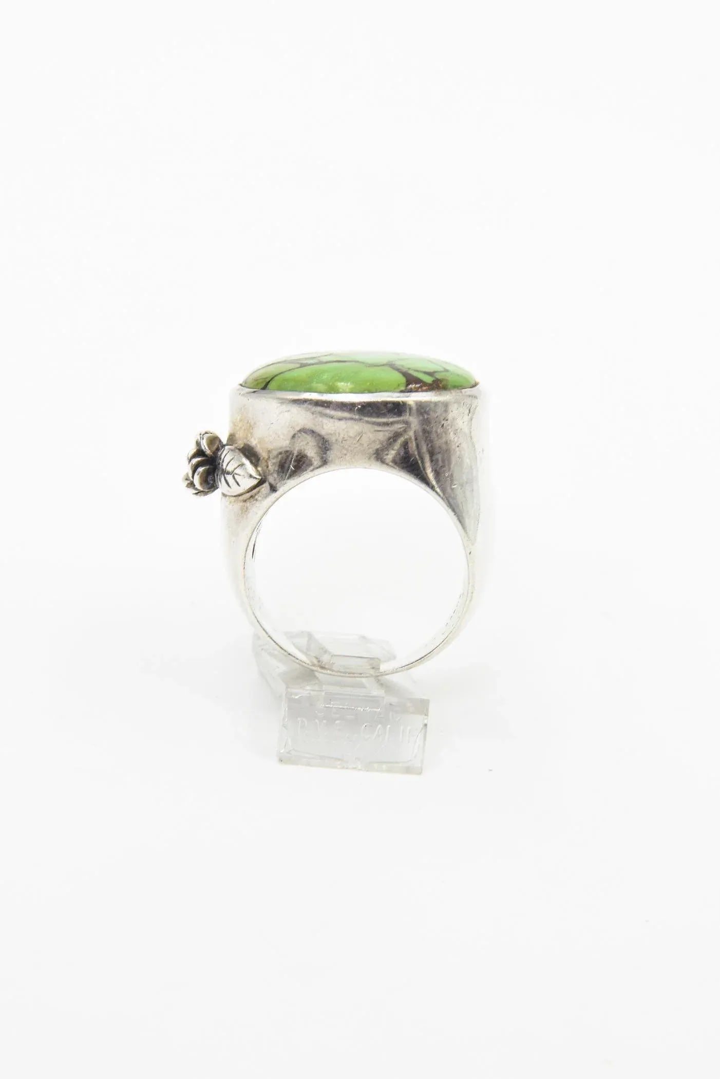 Large Turquoise Sterling Silver Ring With Flower - 7