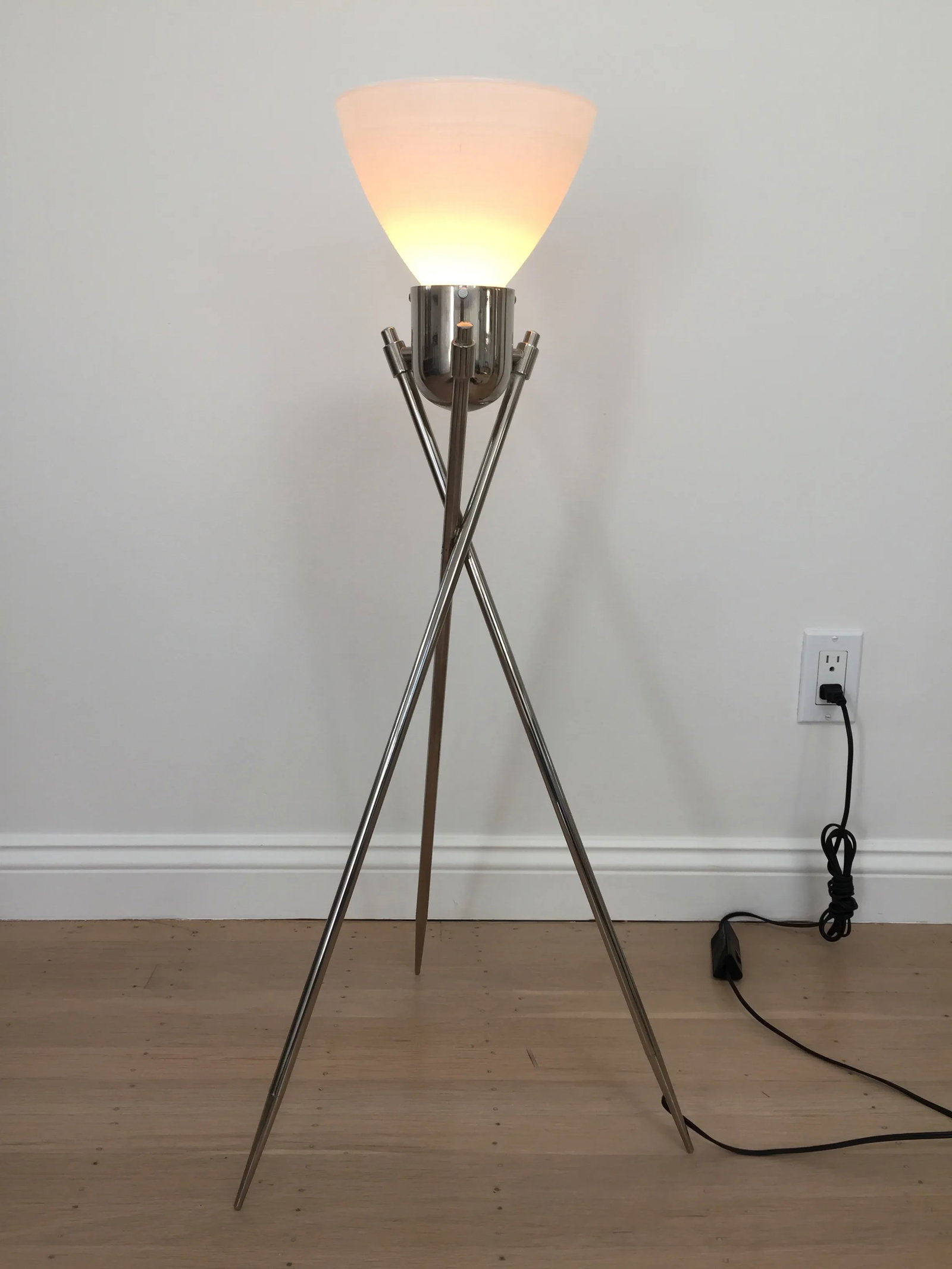 La Relco Italian Tripod Table Lamp - 3
