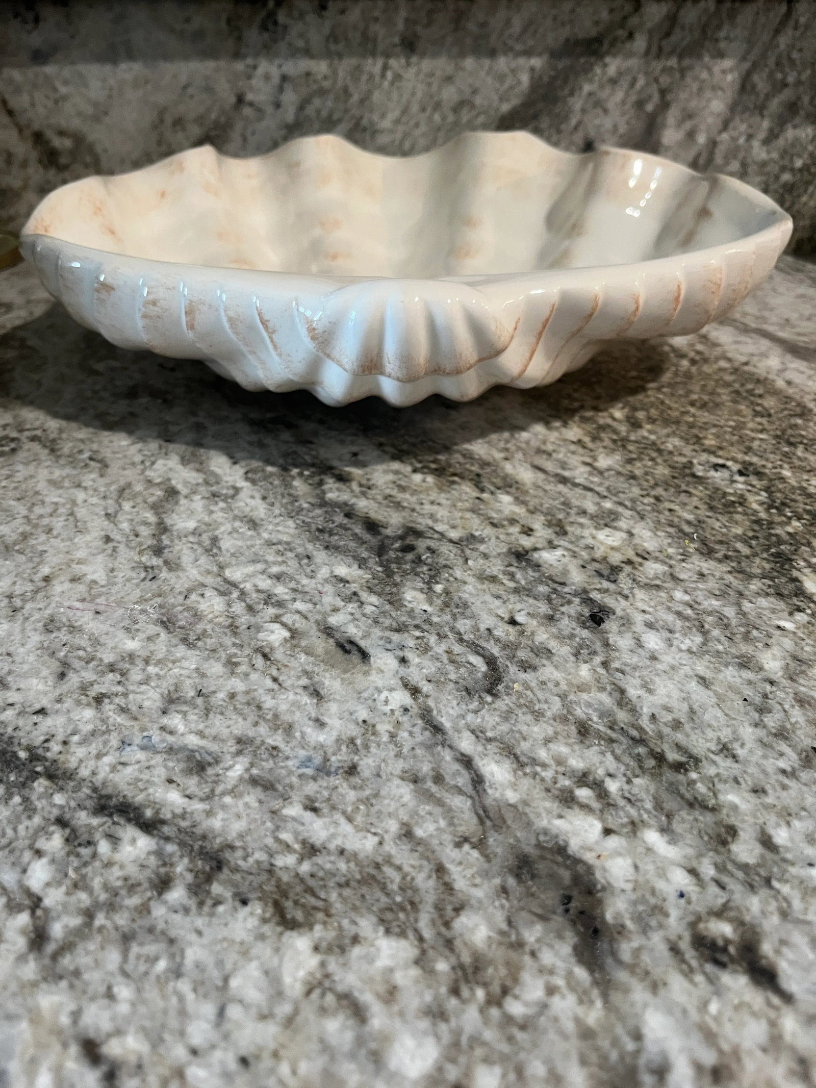 1950's Decorative Ceramic Clam Shell Bowl - 6