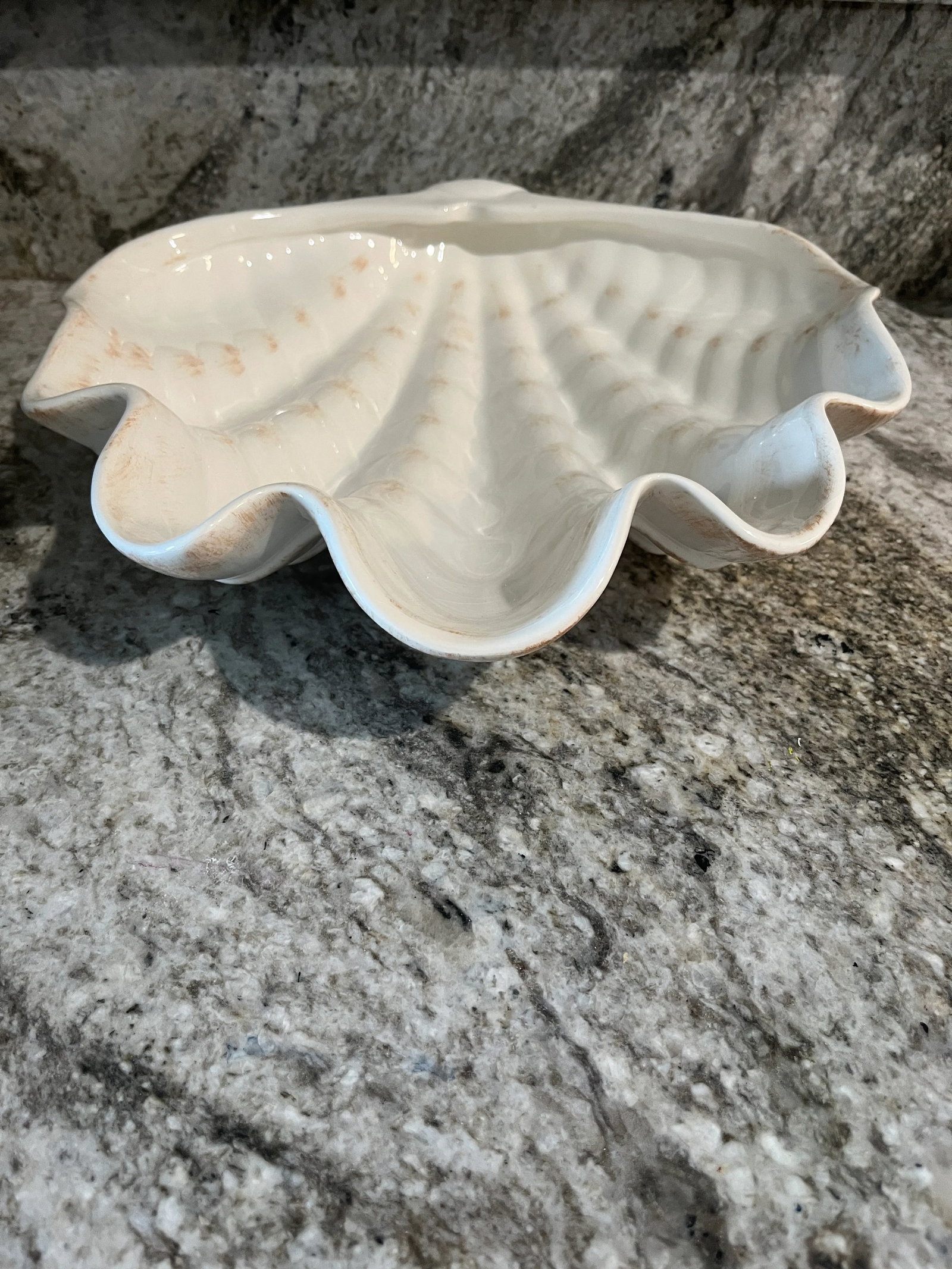 1950's Decorative Ceramic Clam Shell Bowl - 8