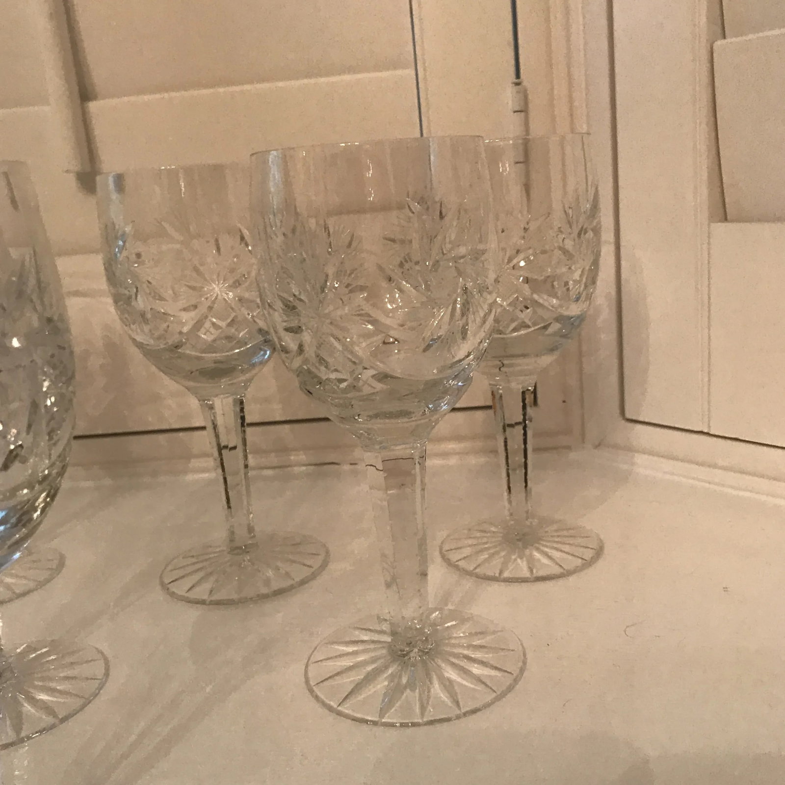 Crystal Wine Glasses - Set of 5 - 7