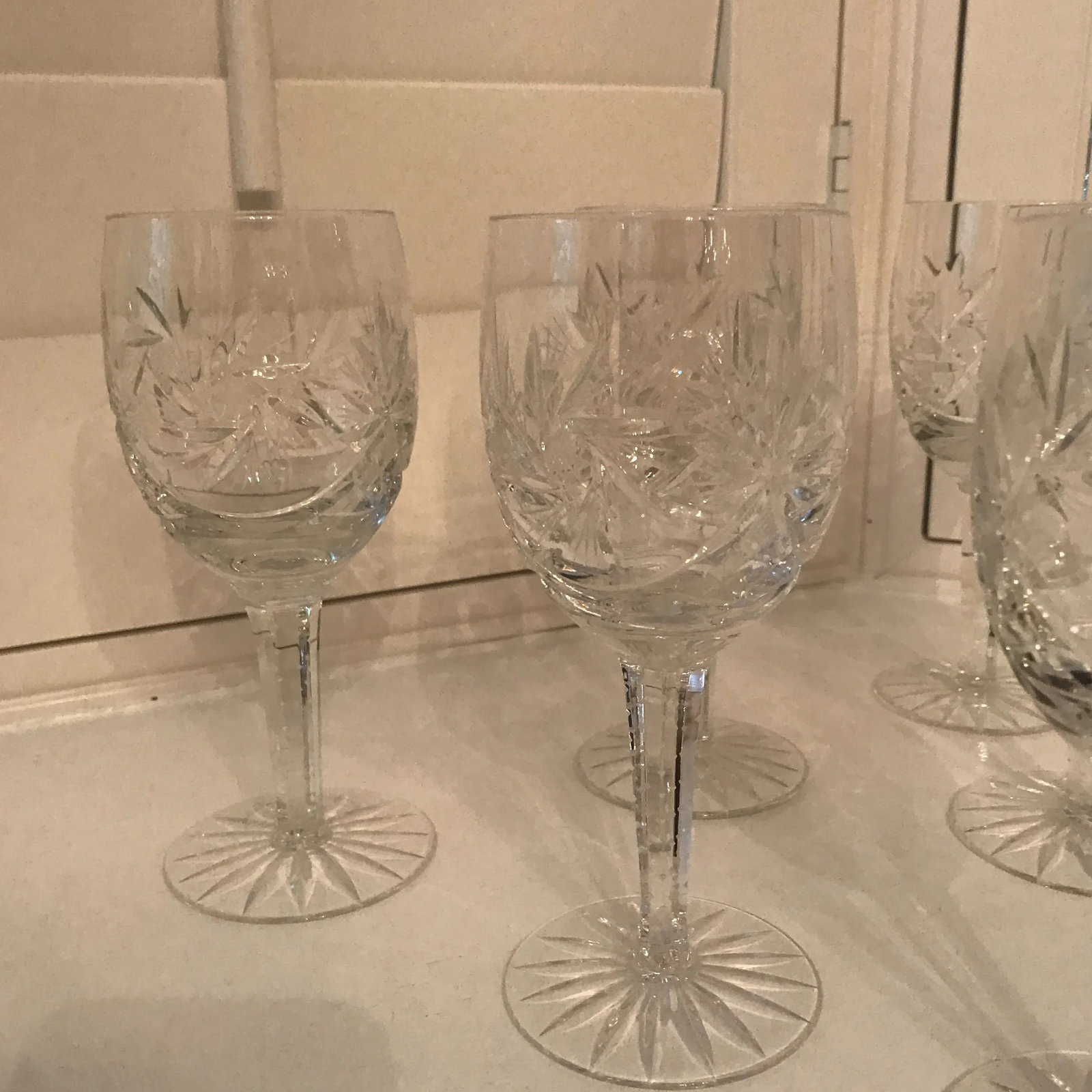 Crystal Wine Glasses - Set of 5 - 8