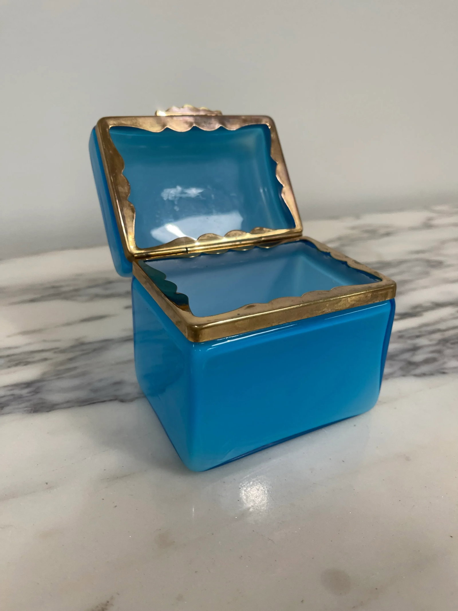 1950s Modern Murano Blue Art Glass Ormulo Brass Casket Box - 3