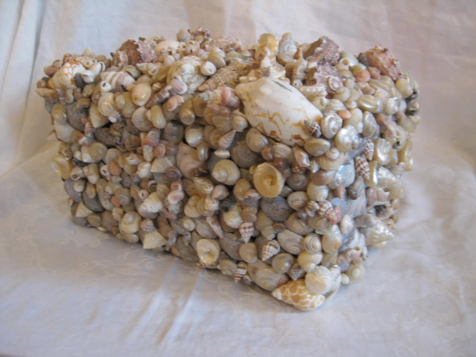 Vintage Seashell Encrusted Jewelry Box - 6