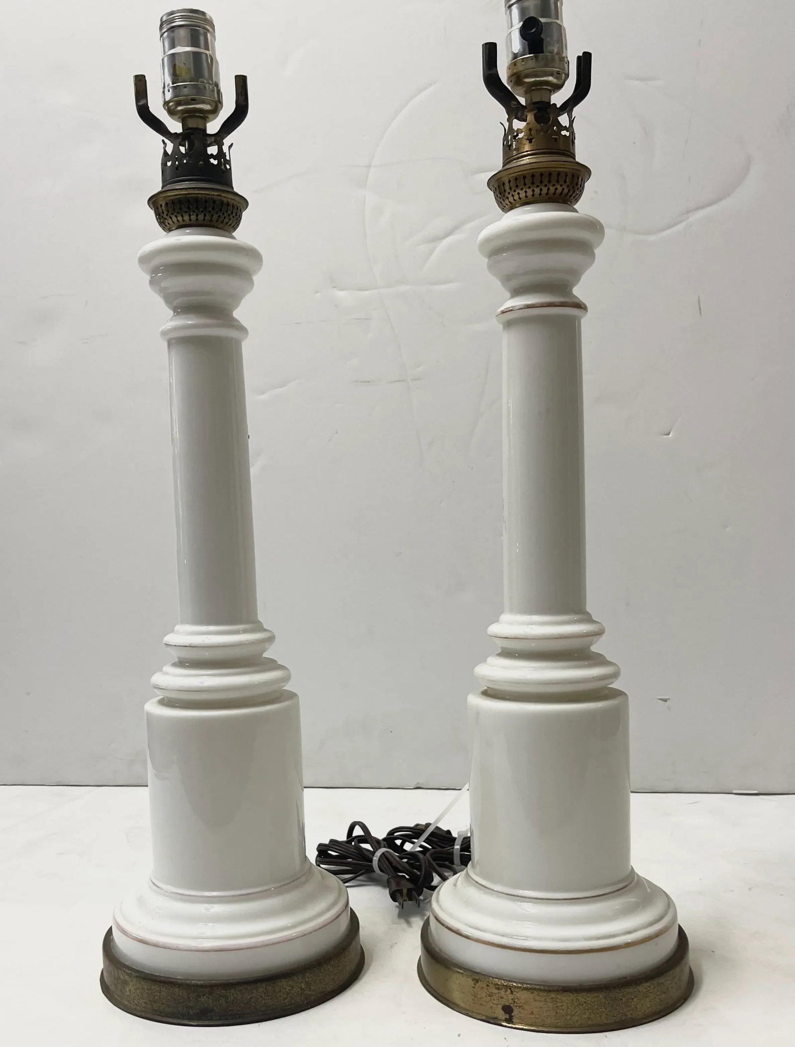 Pair of 1960s White Glass Column Lamps - 2