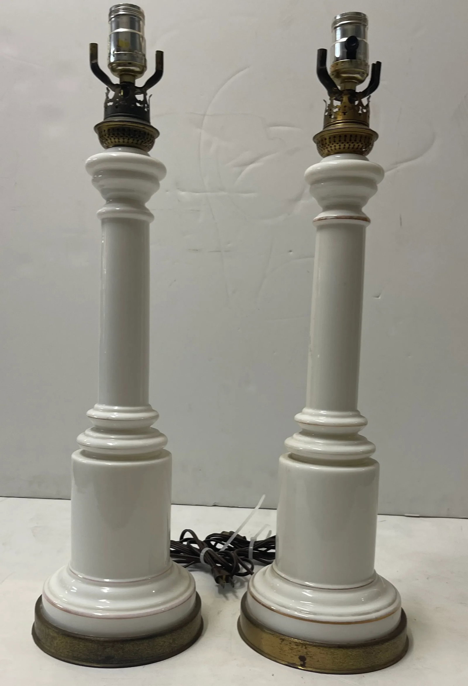 Pair of 1960s White Glass Column Lamps - 4