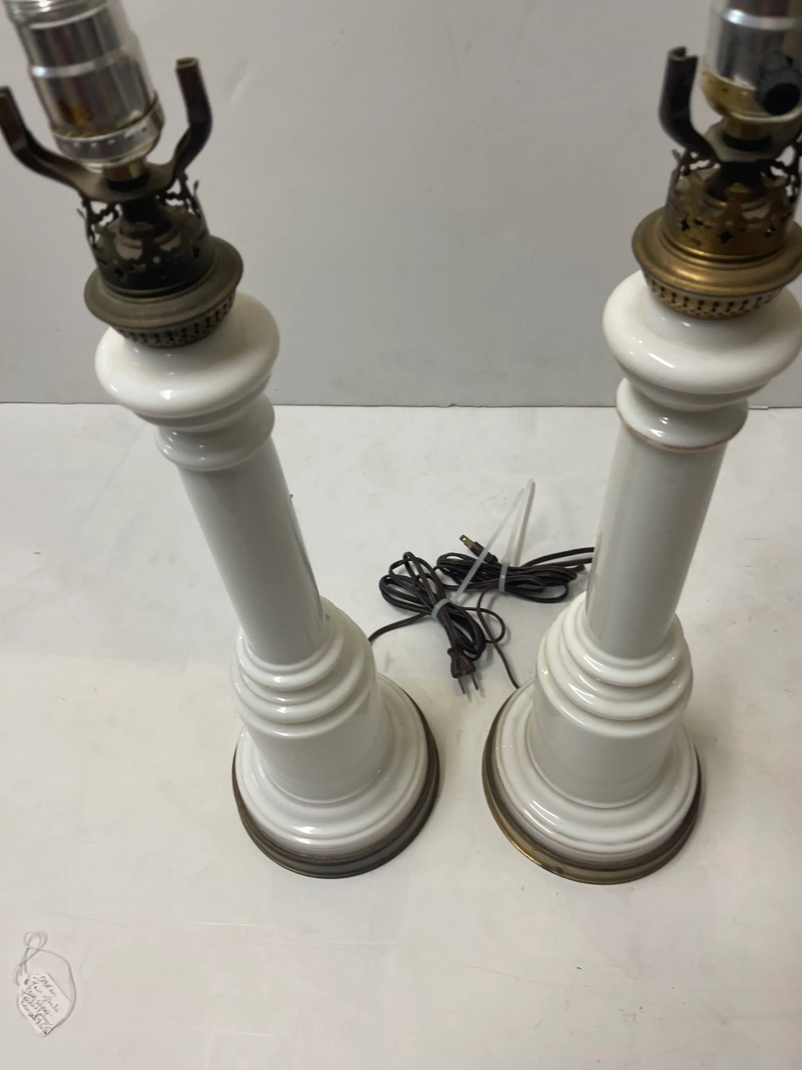 Pair of 1960s White Glass Column Lamps - 7