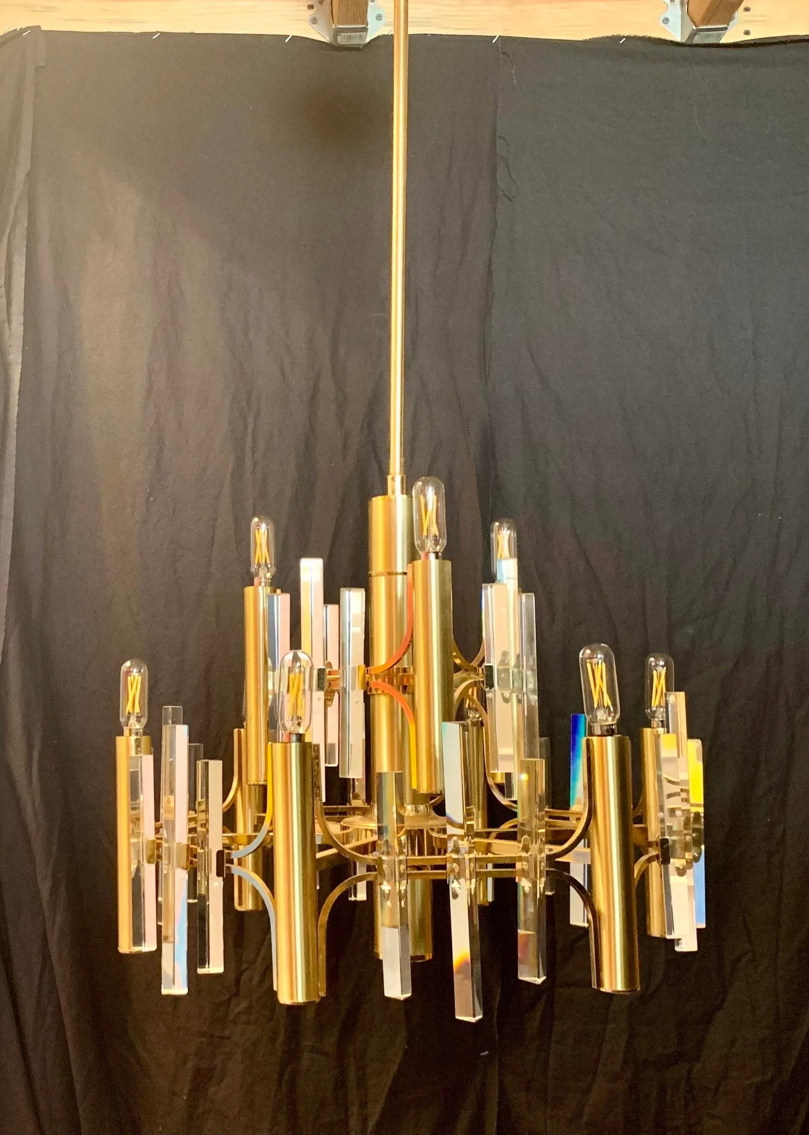 1970s Italian 9-Light Brass and Crystal Prism Chandelier Attributed to Gaetano Sciolari - 10