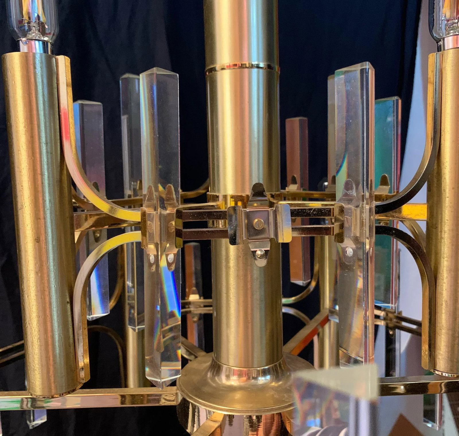 1970s Italian 9-Light Brass and Crystal Prism Chandelier Attributed to Gaetano Sciolari - 12