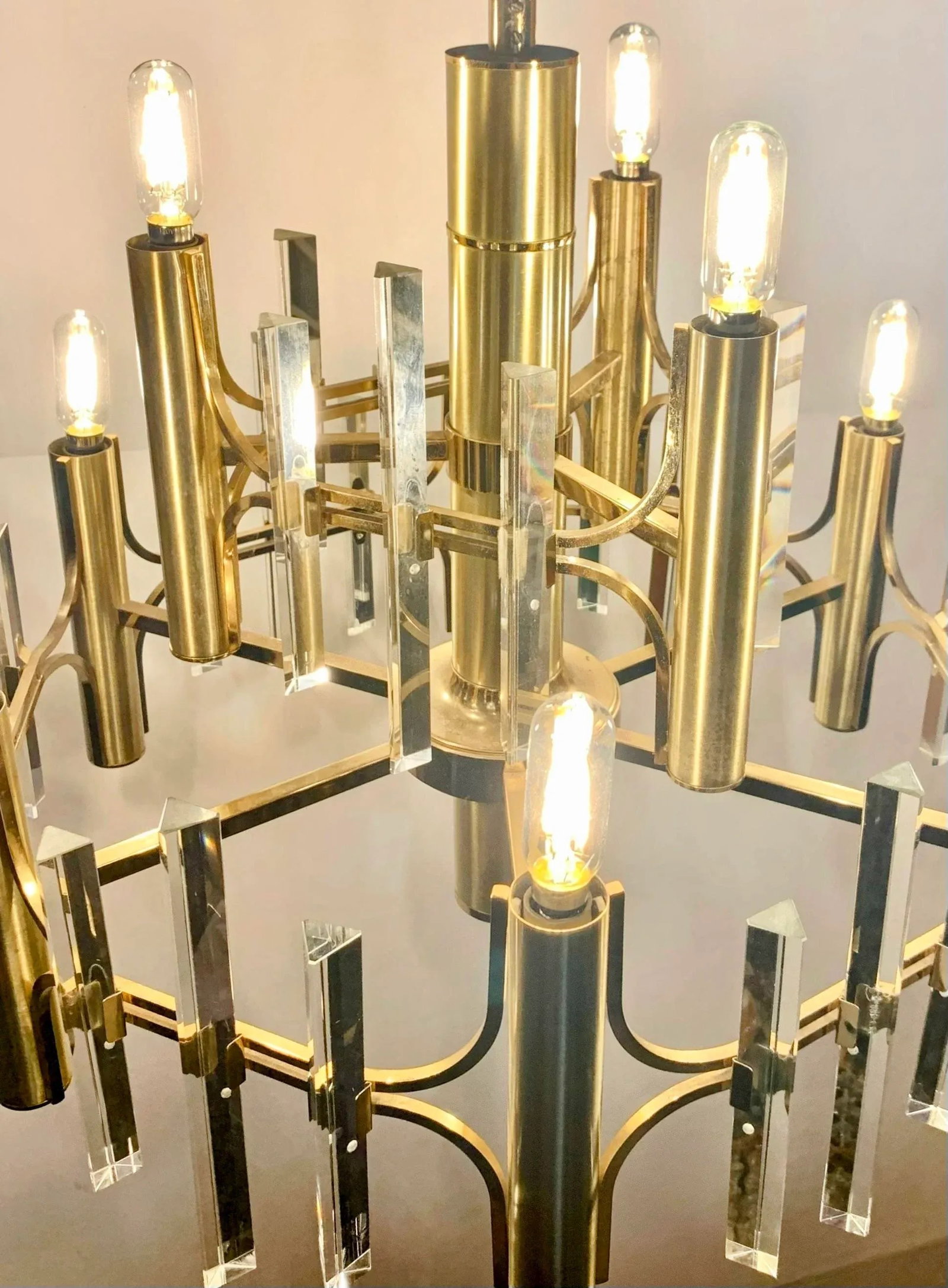 1970s Italian 9-Light Brass and Crystal Prism Chandelier Attributed to Gaetano Sciolari - 3