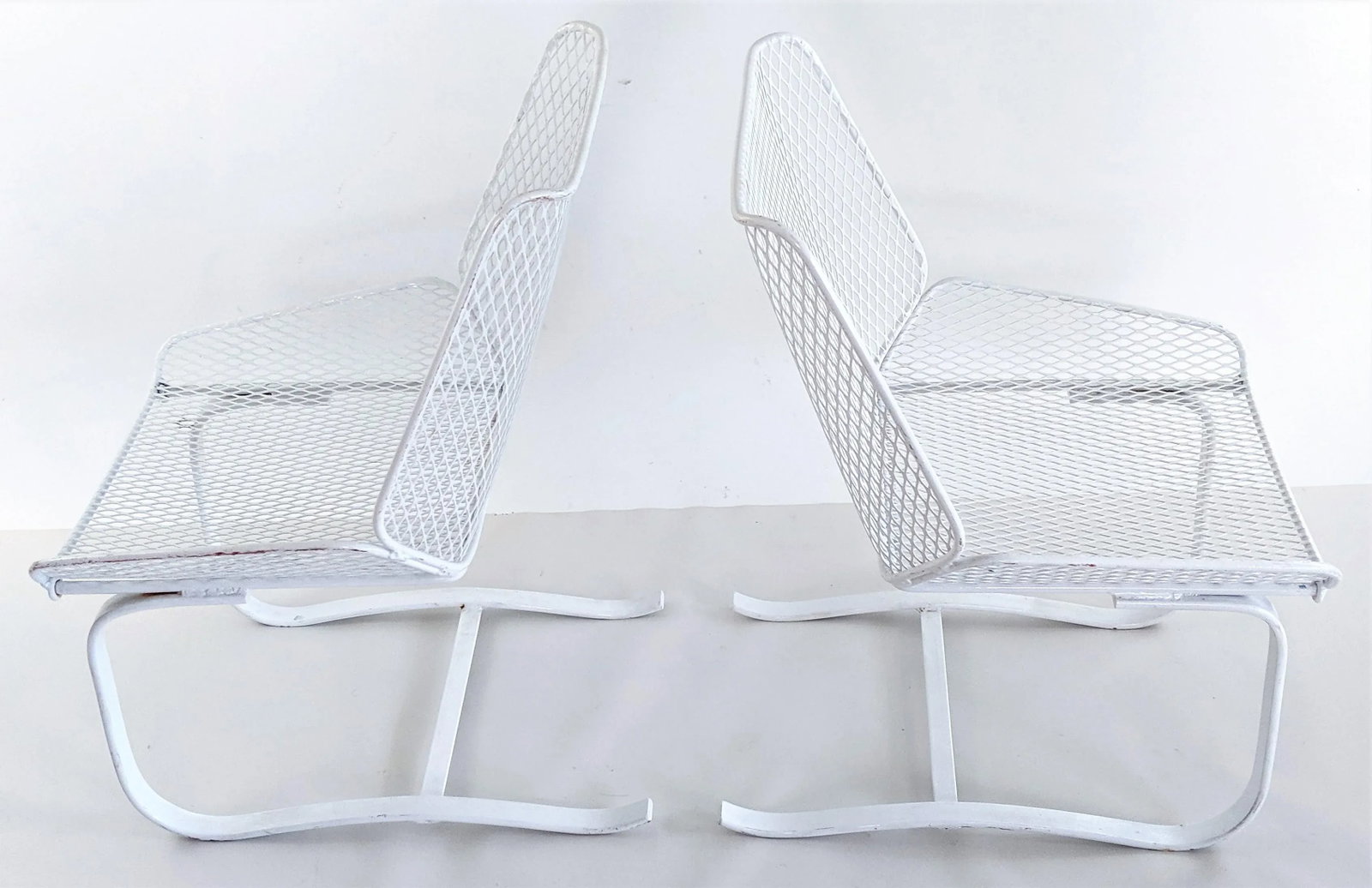 1960s Mid-Century Modern Metal Mesh Cantilever Bouncer Patio Chairs - a Pair, Attributed - 10