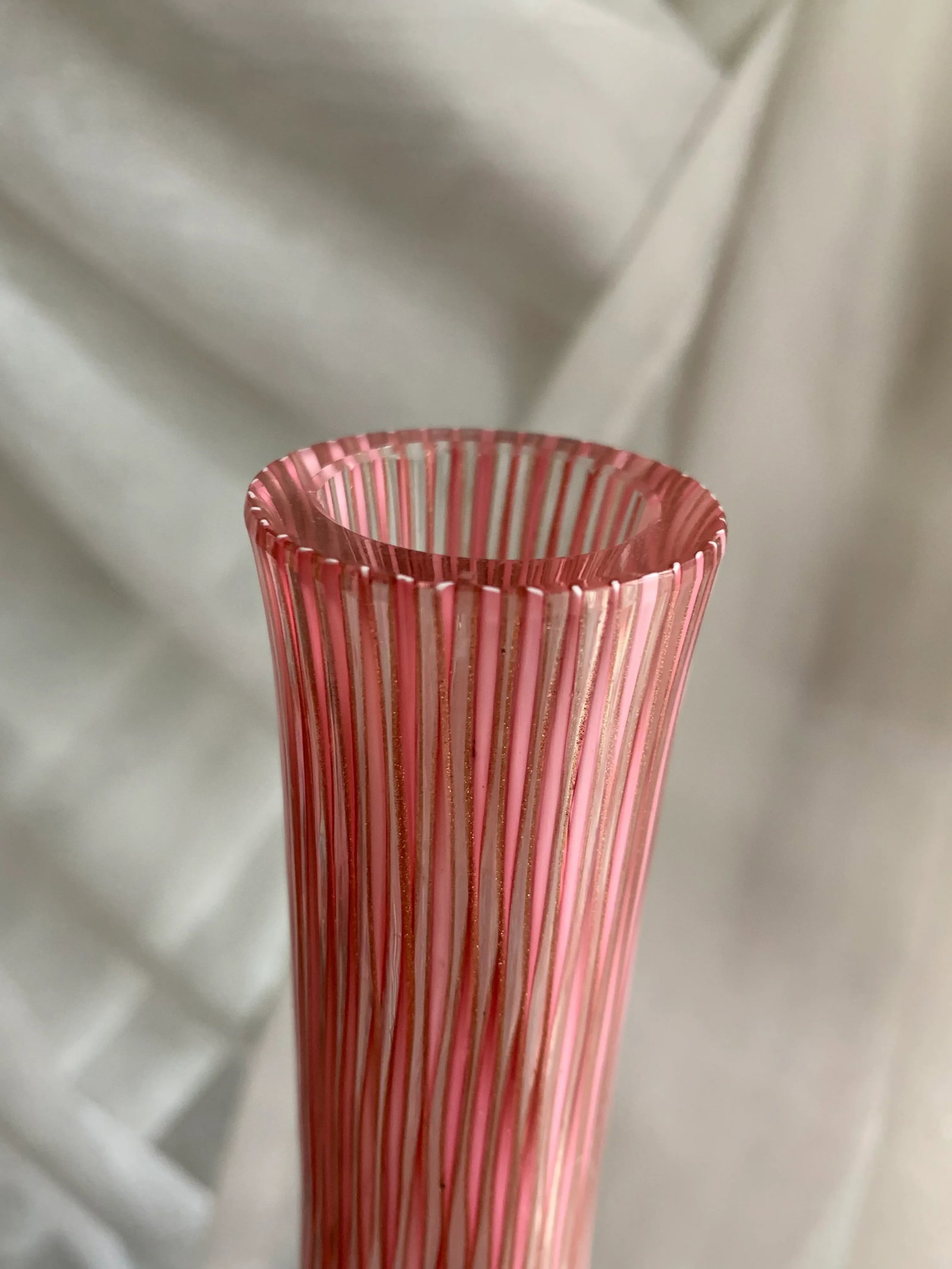1960s Vintage Ermanno Toso Fratelli Toso Decanter Bottle Vase With Twisted Pink Canes and Filligree - 10