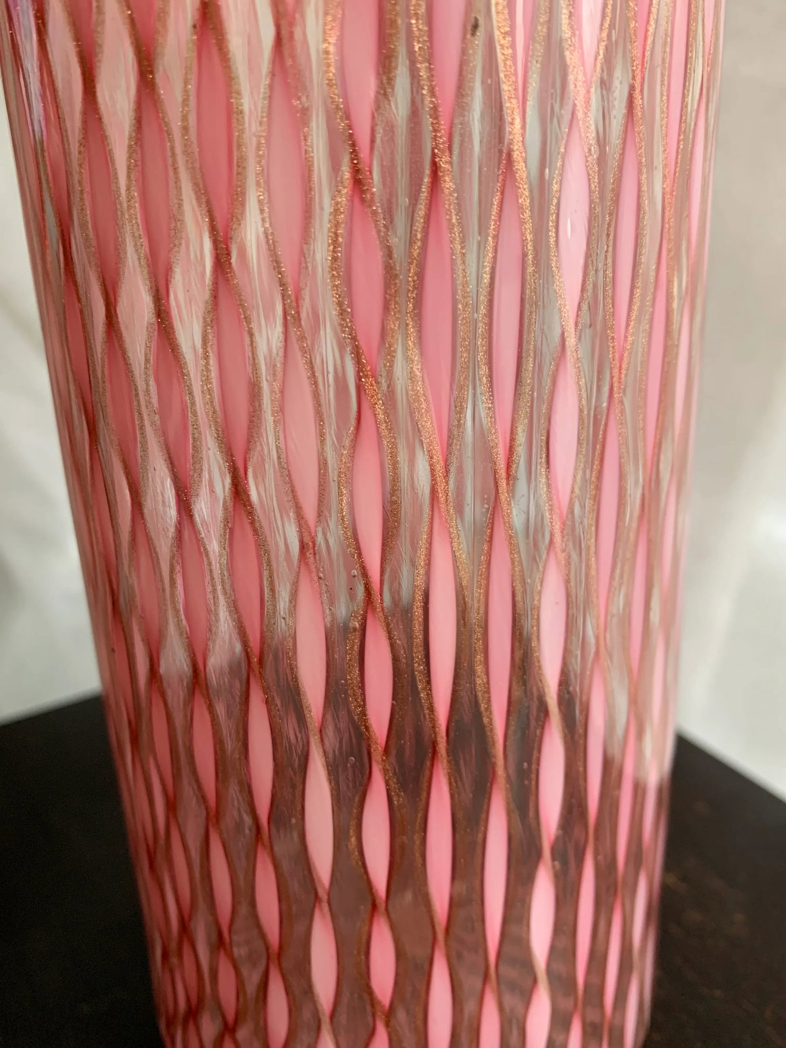 1960s Vintage Ermanno Toso Fratelli Toso Decanter Bottle Vase With Twisted Pink Canes and Filligree - 5