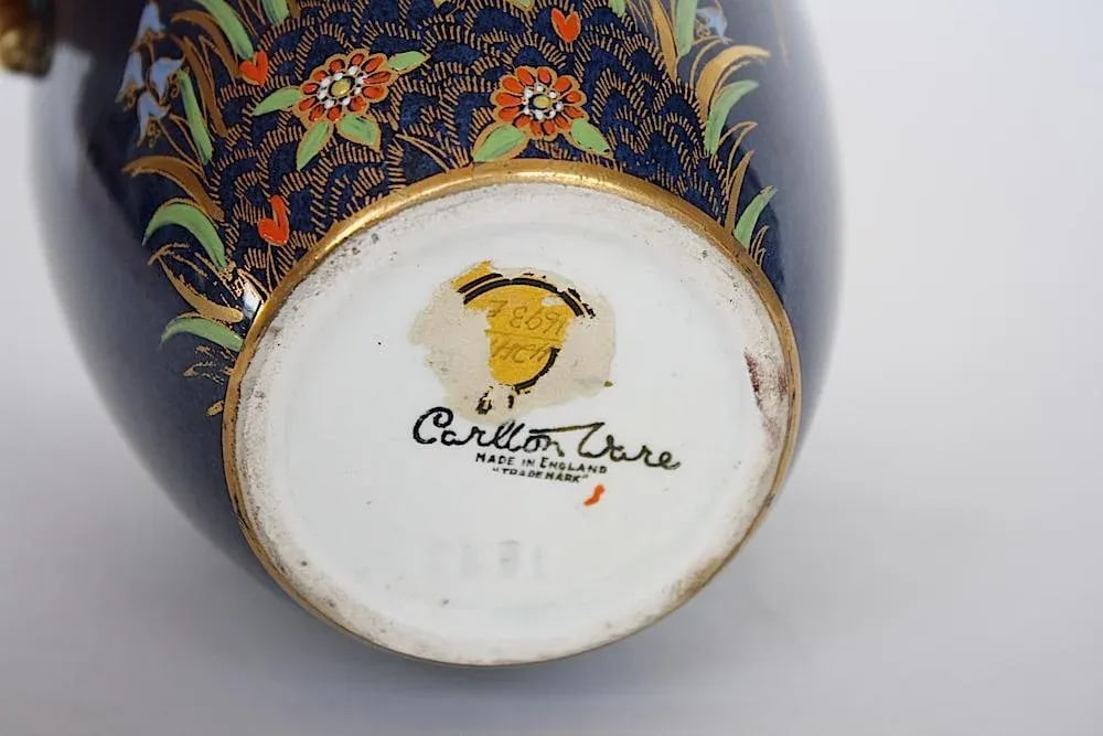 Carlton Ware Spider Web Vase - 10
