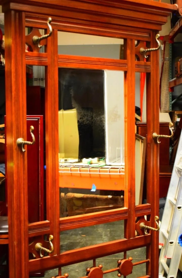 Mid 20th Century Vintage Chinoiserie Hall Tree - 2