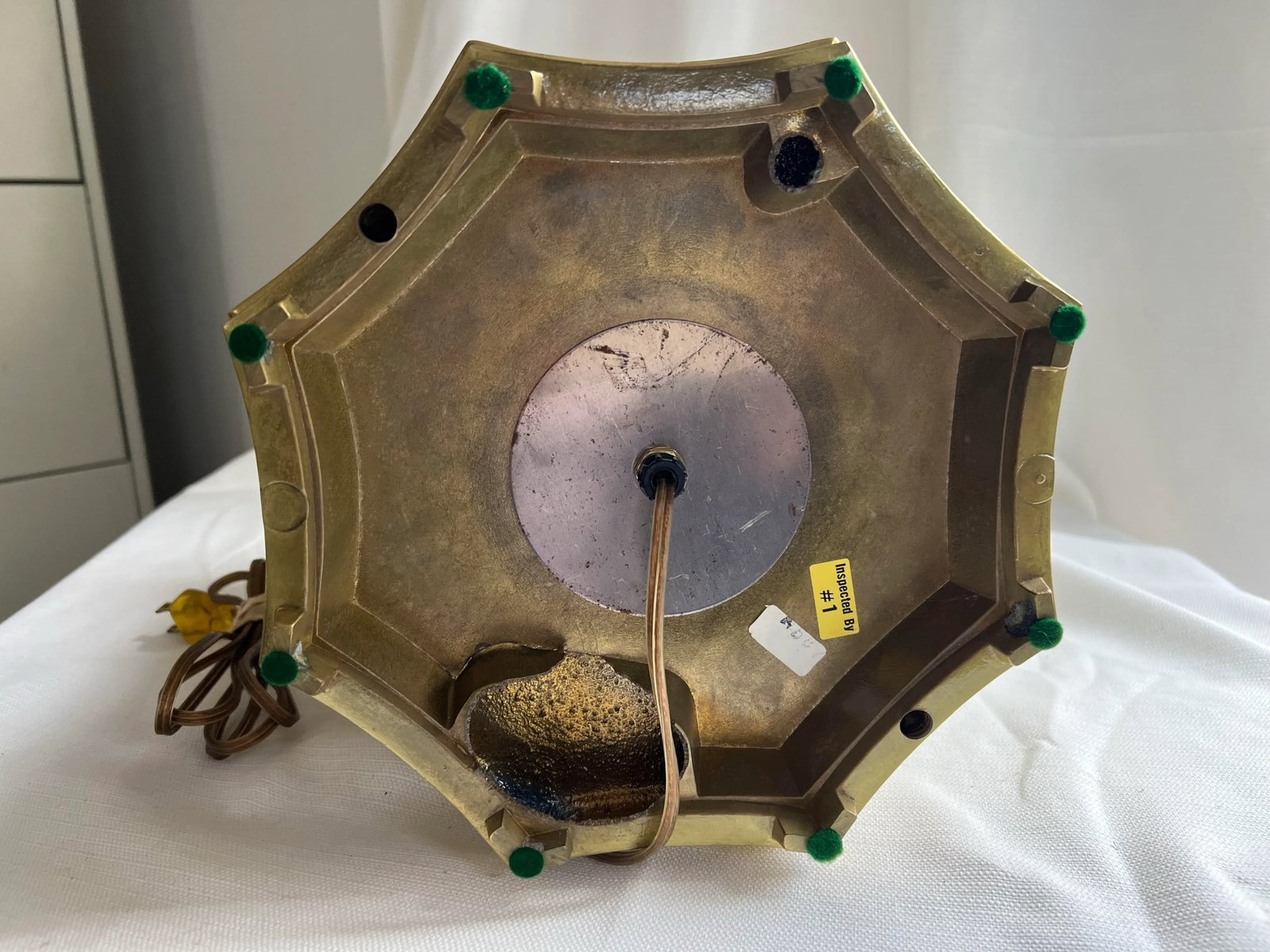 Vintage Mid 20th Century Asian Art Deco Chinoiserie Eight Sided Bisque and Brass Lamp With Black Sha - 12