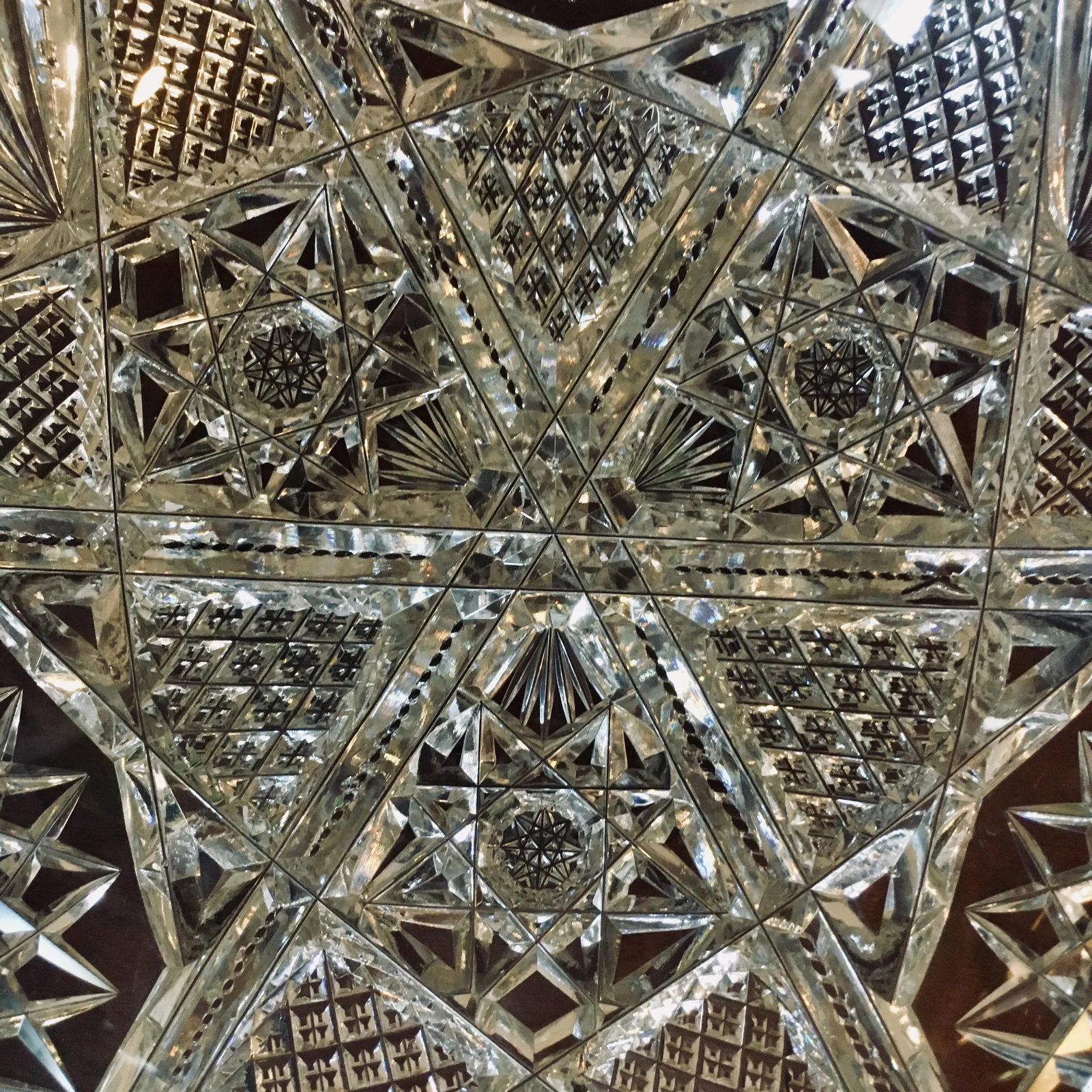 8" American Brilliant Period Cut Glass Bowl With Star Pattern - 3