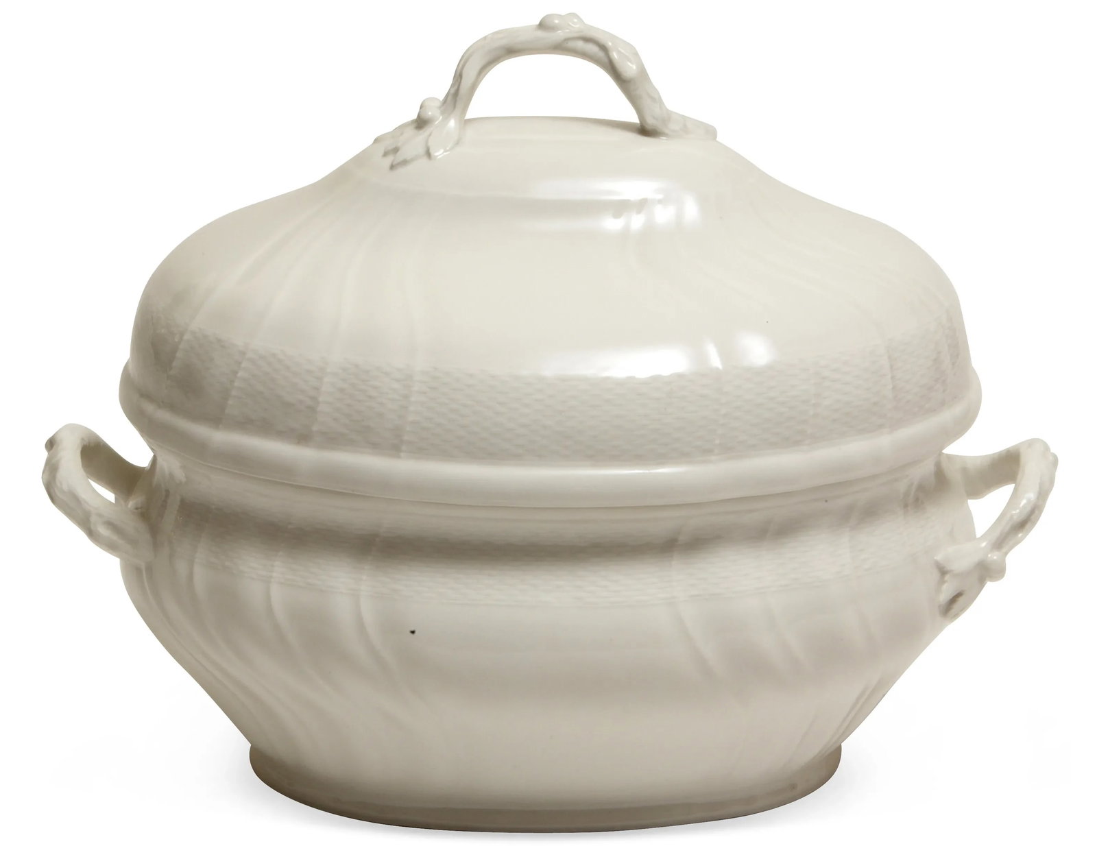18th Century KPM Soup Tureen: A large 18th Century KPM soup tureen. Paper label and fully marked on the underside , please note, one small repair on the inside rim of lid, not visible Condition: Alterations: Original Condition Una