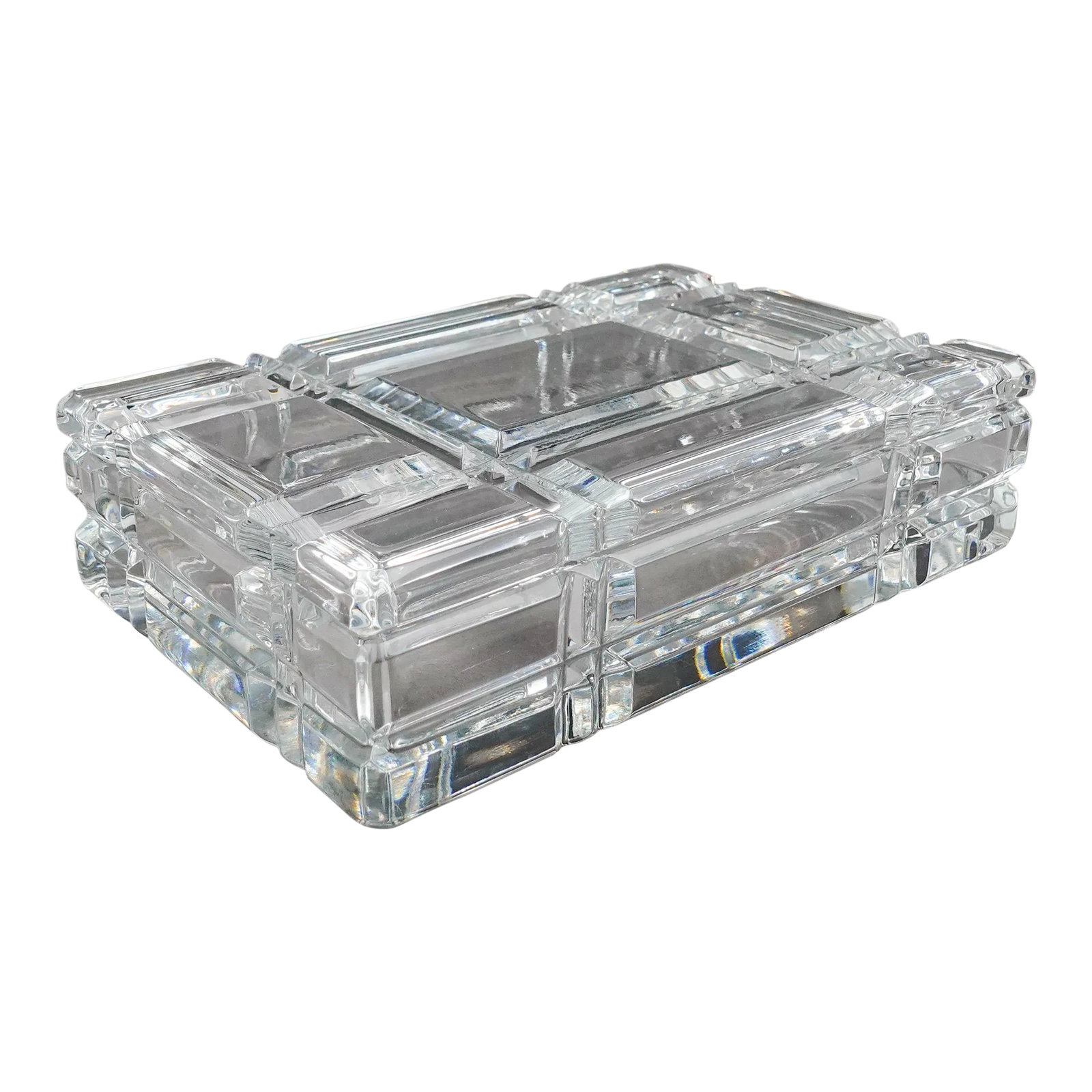Ralph Lauren Vintage Glen Plaid Crystal Cut Glass Trinket Dresser Box: Ralph Lauren Vintage Glen Plaid Crystal Cut Glass Trinket Dresser Box (Read) Measures approximately 7 1/4" long, 5 3/4" wide, 2" high. Condition: Alterations: Original Condition Unaltered Imperfection