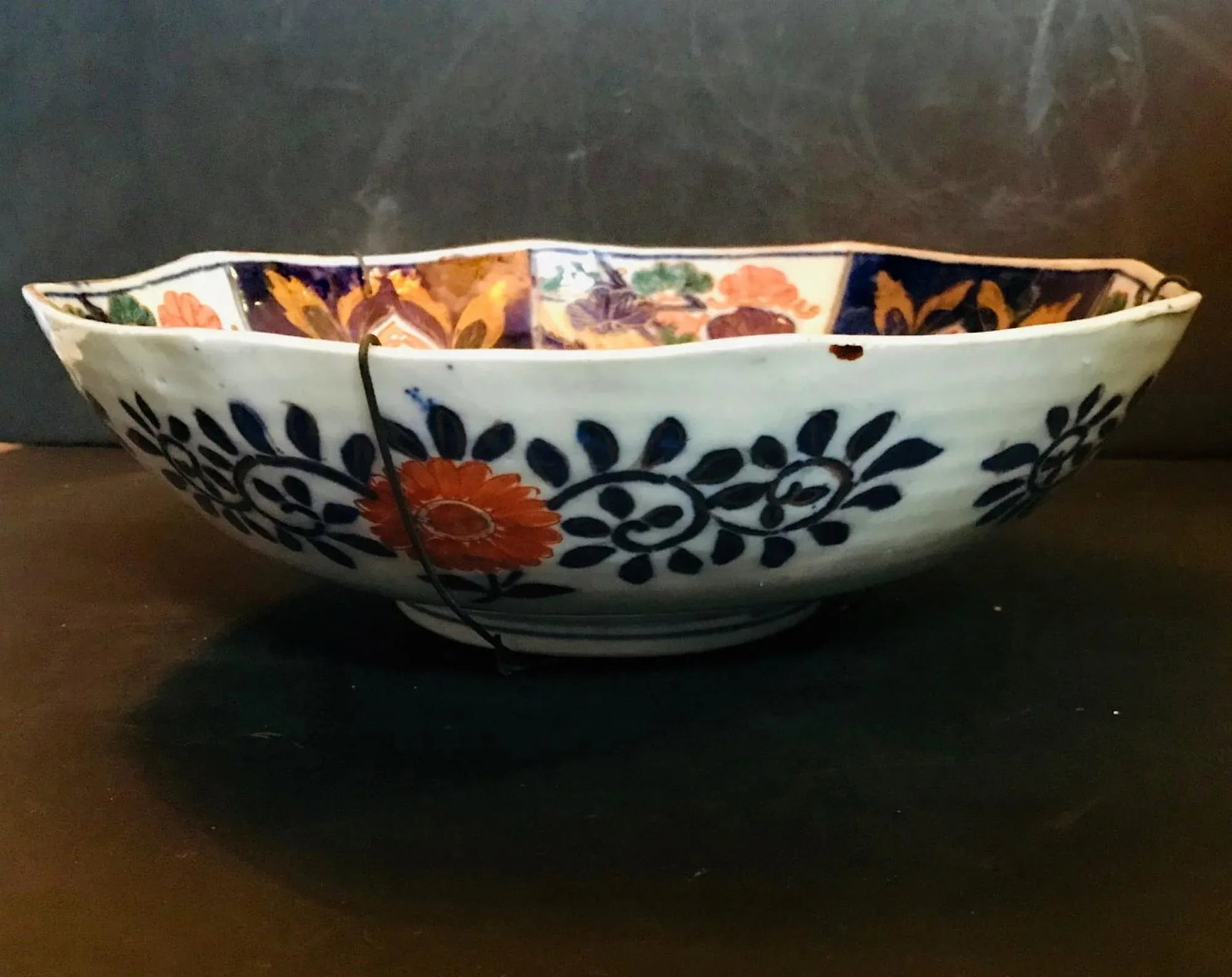 19th Century Meiji Period Japanese Imari Bowl - 6
