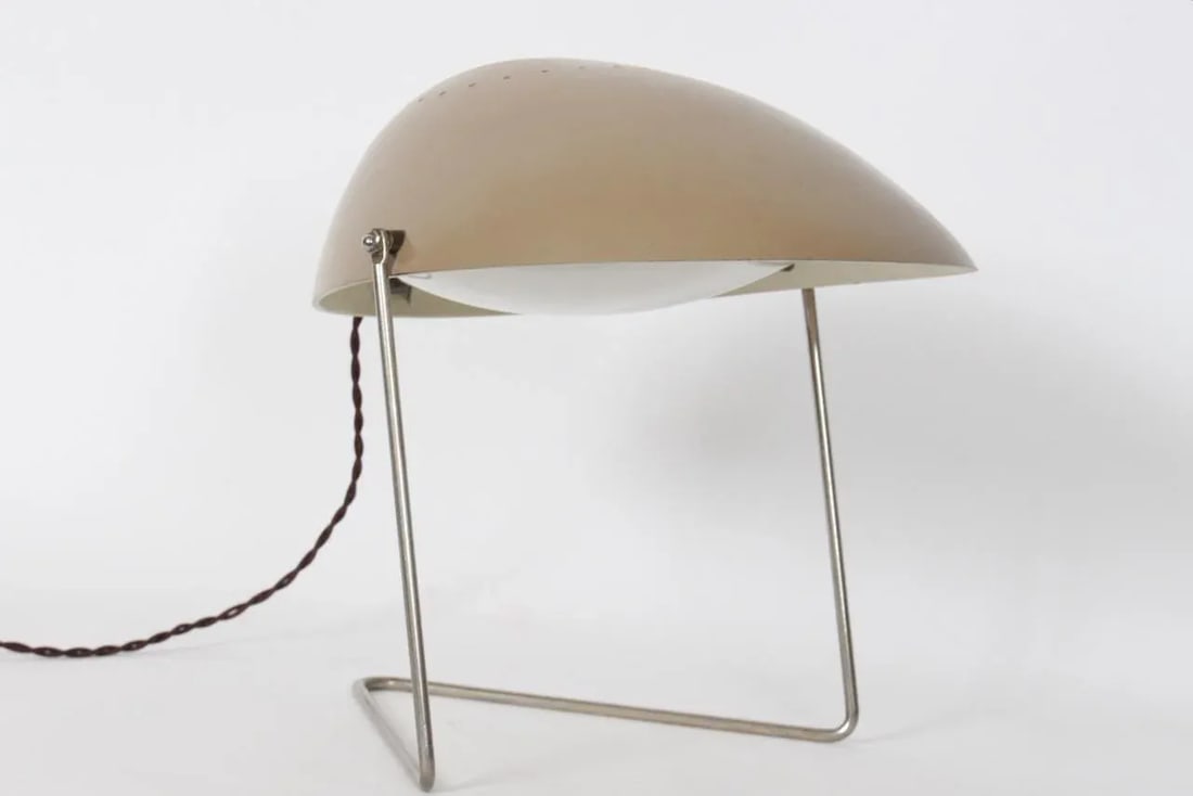 Gerald Thurston for Lightolier Beige "Cricket" Desk Lamp, Circa 1955 - 3