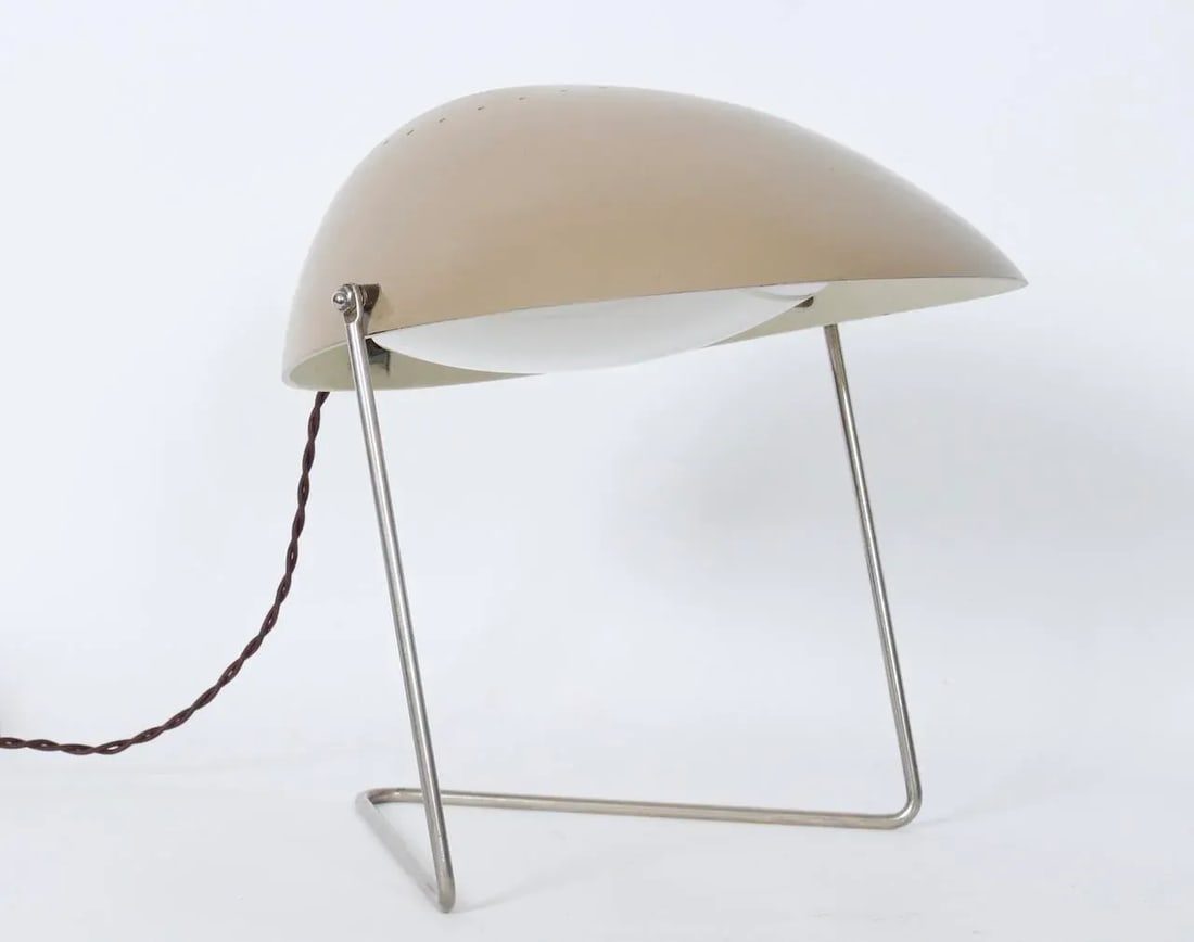 Gerald Thurston for Lightolier Beige "Cricket" Desk Lamp, Circa 1955 - 4