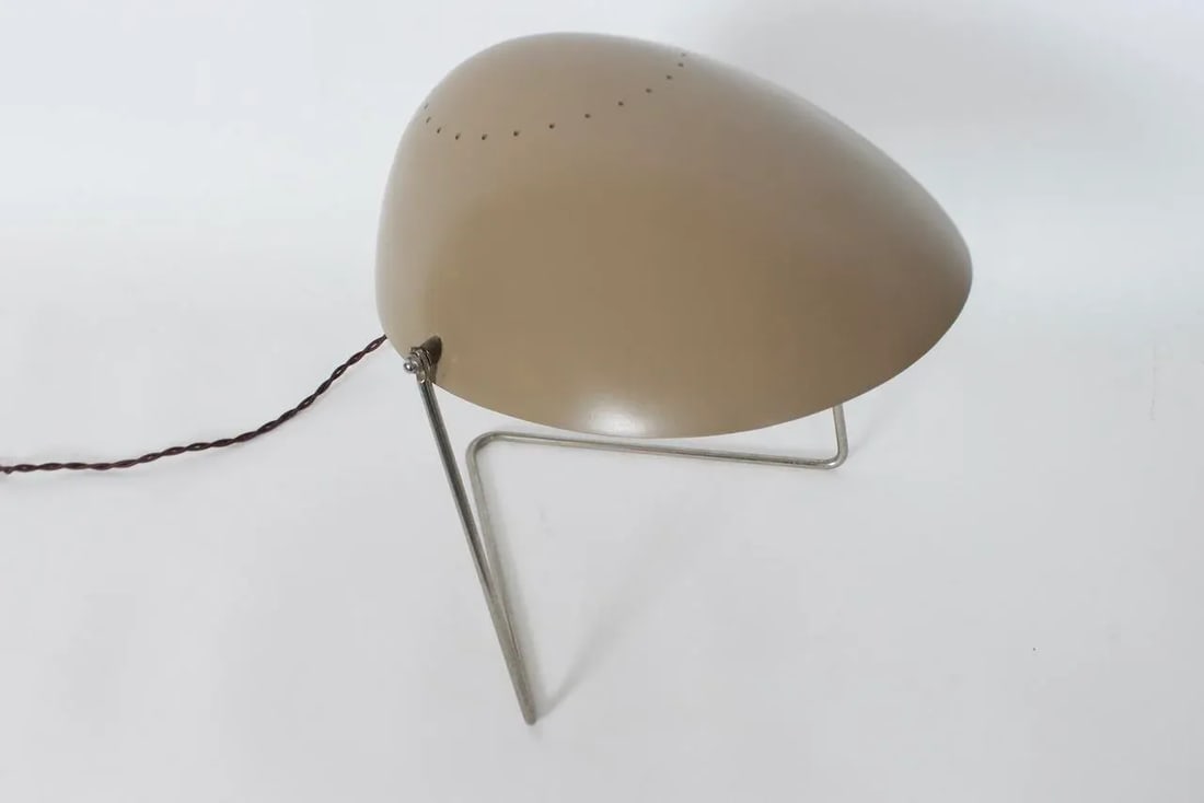 Gerald Thurston for Lightolier Beige "Cricket" Desk Lamp, Circa 1955 - 6