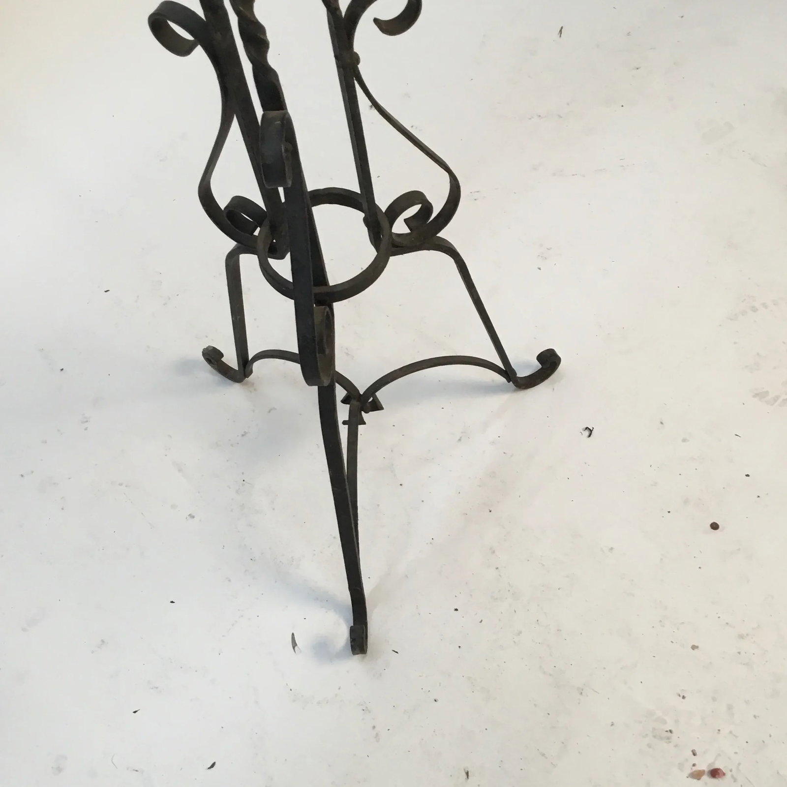 1940s Vintage Wrought Iron Plant Stand & Copper Bowl - 4