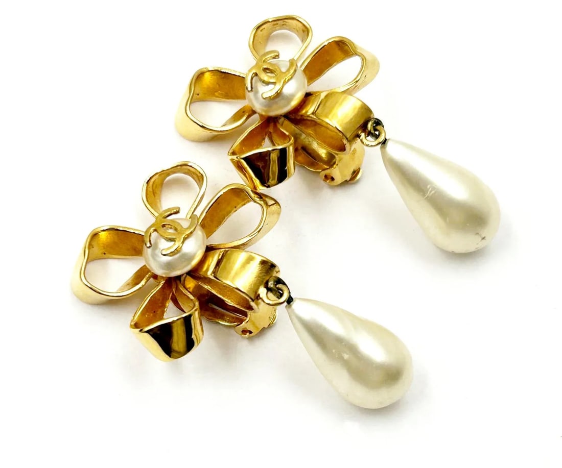 Vintage Chanel Gold Plated CC Ribbon Flower Pearl Dangle Clip on Earrings - 2 Pieces - 10