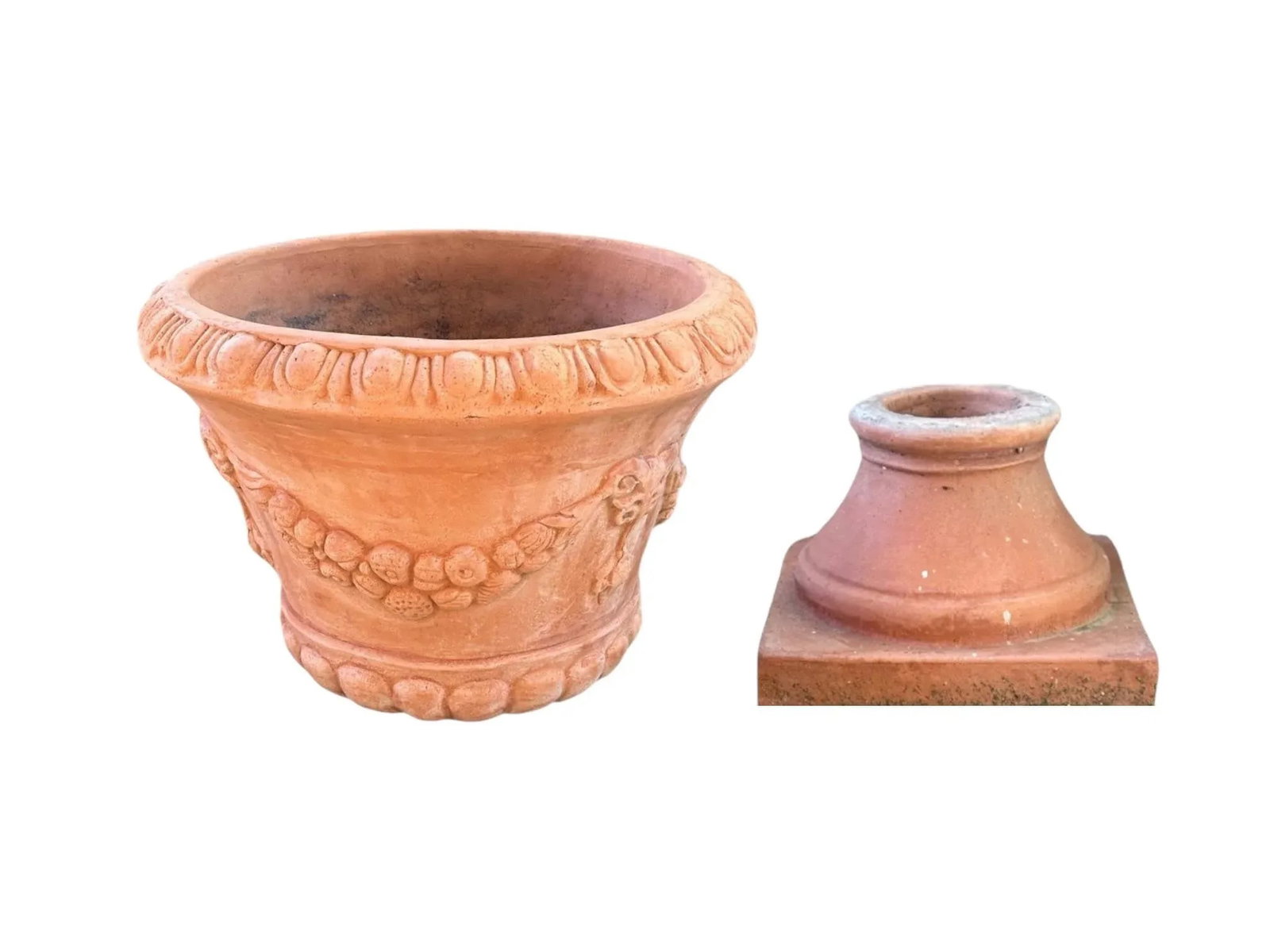 Vintage Large Neoclassical Terra Cotta Urn Planters / Terra Cotta Garden Pots, a Pair - 3