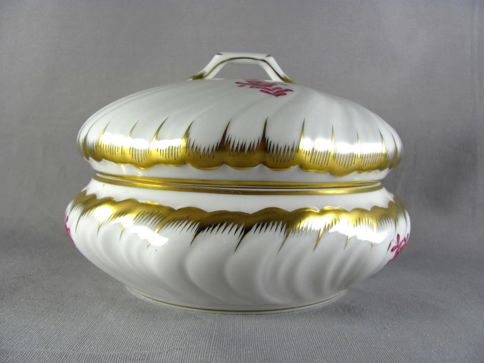 Herend Chinese Bouquet Raspberry Bon Bon Bonbonniere Candy Dish - 4