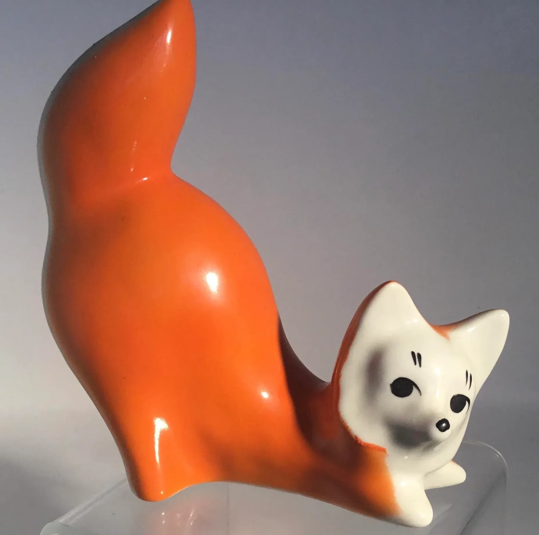 Vintage Porcelain Figurine of a Fox - 2