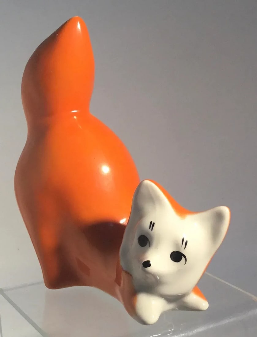 Vintage Porcelain Figurine of a Fox - 5