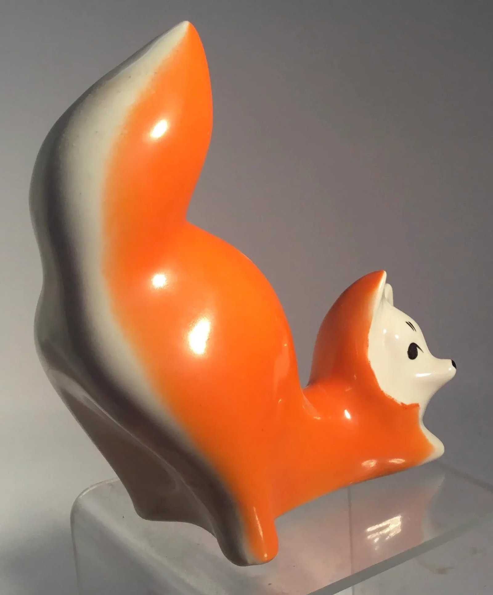 Vintage Porcelain Figurine of a Fox - 9